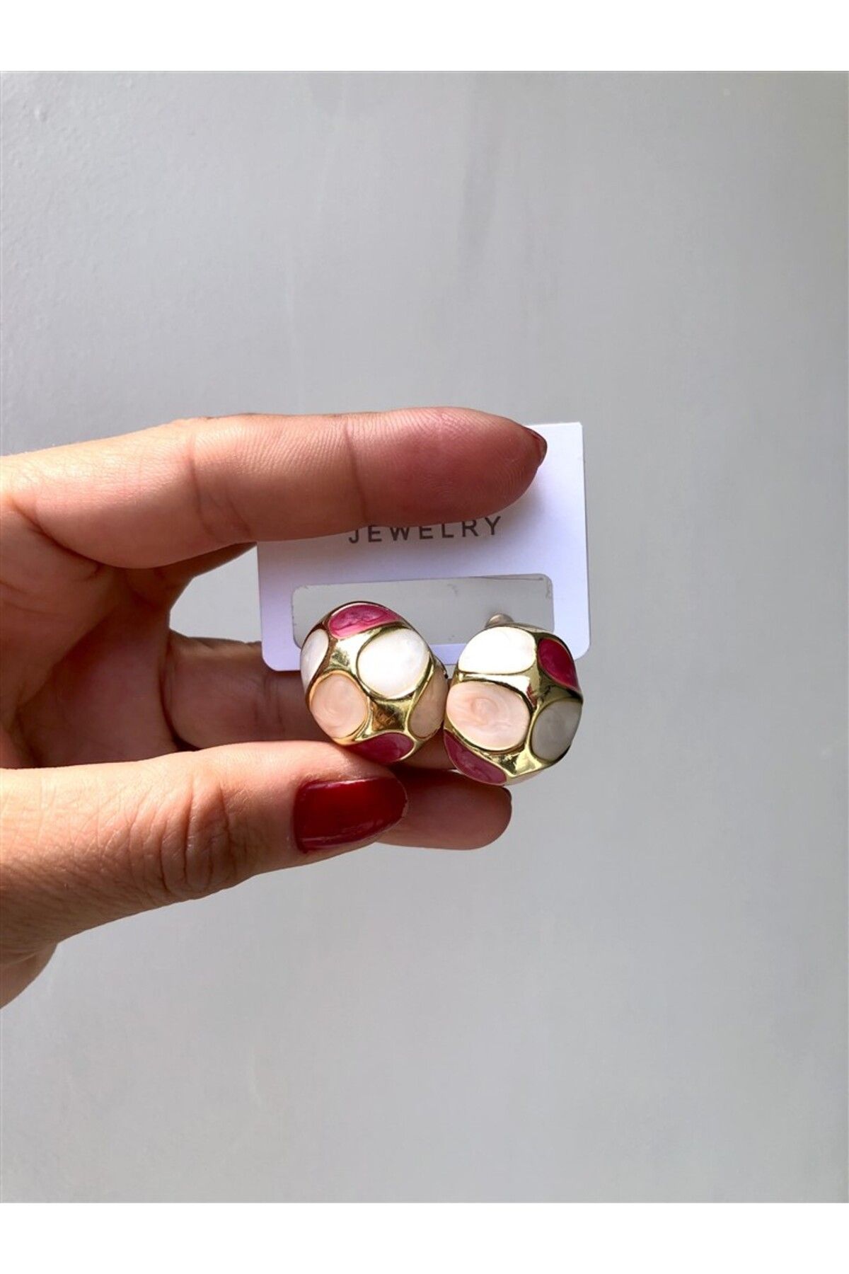 Gözde Tasarım Butik KADIN PEMBE RENKLİ ÇELİK KÜPE