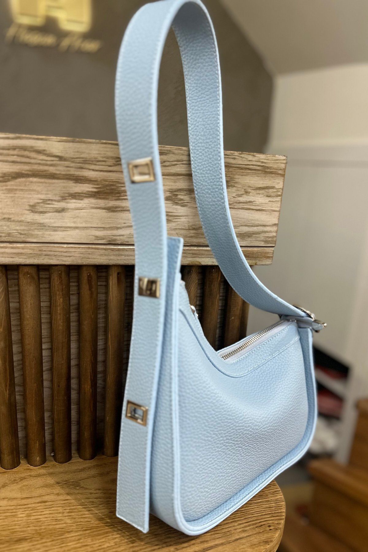 Tugchic Bags Tasarım Asimetrik Boyu Ayarlanabilir, Silver Detaylara Sahip Kol Çantası