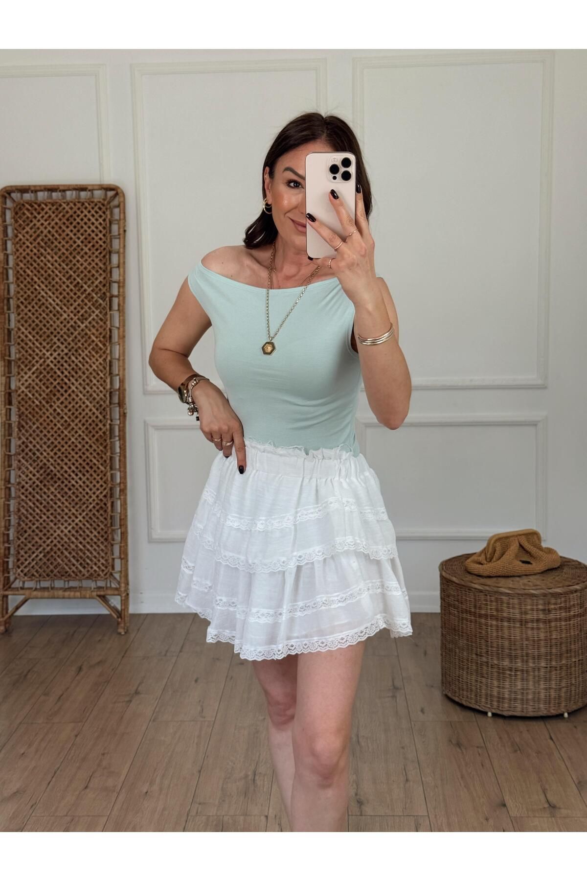 X-Young Kayık Yaka Kolsuz Tasarım Body MİNT