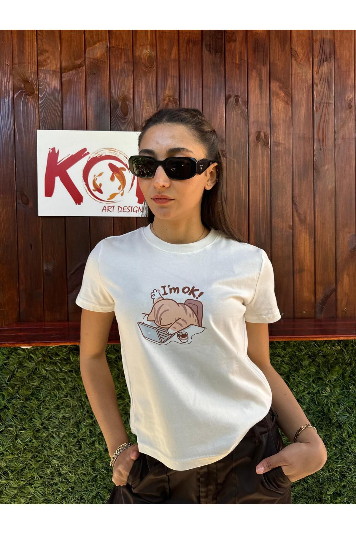 Butik I'm OK Cat / Kadın Ekru Renk T-Shirt