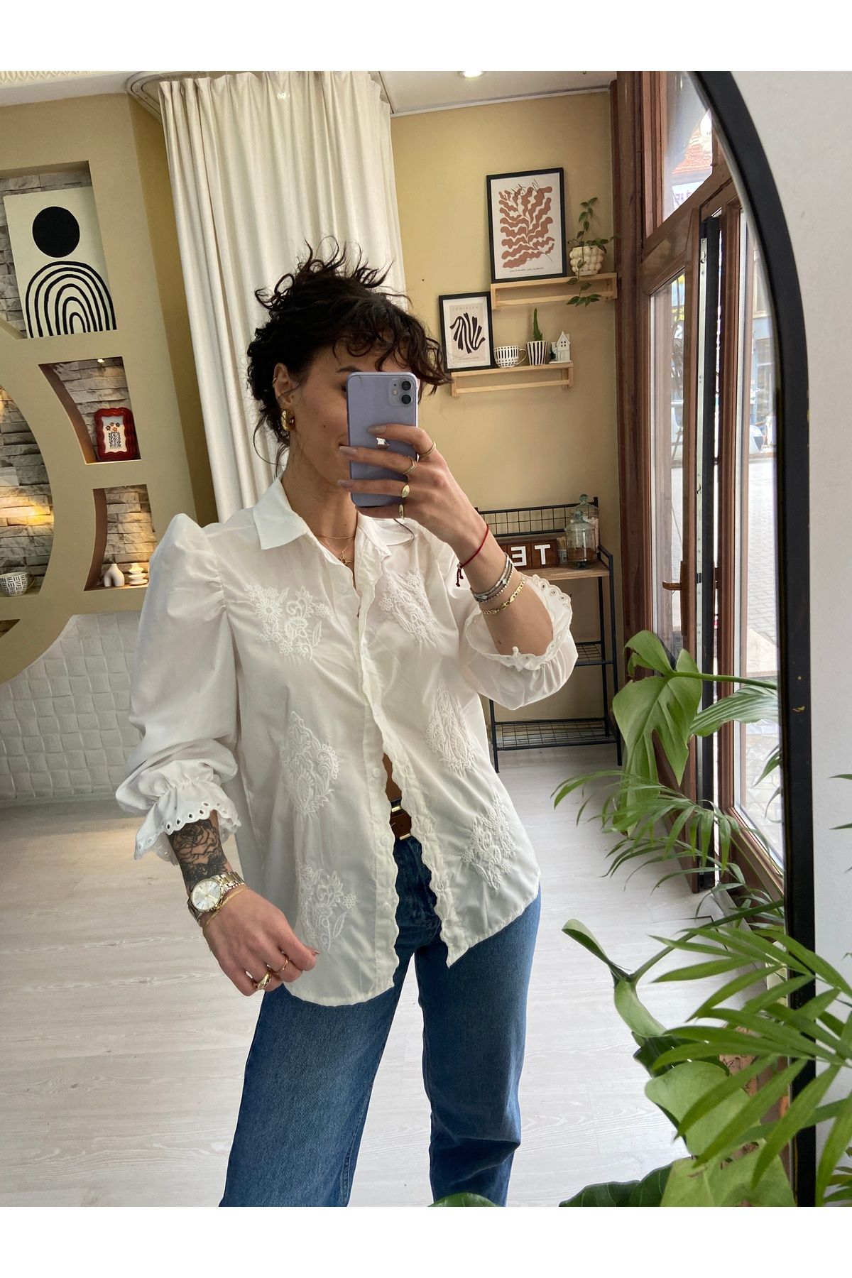 Sinemsi Butik NAKIŞ İŞLEMELİ GÖMLEK
