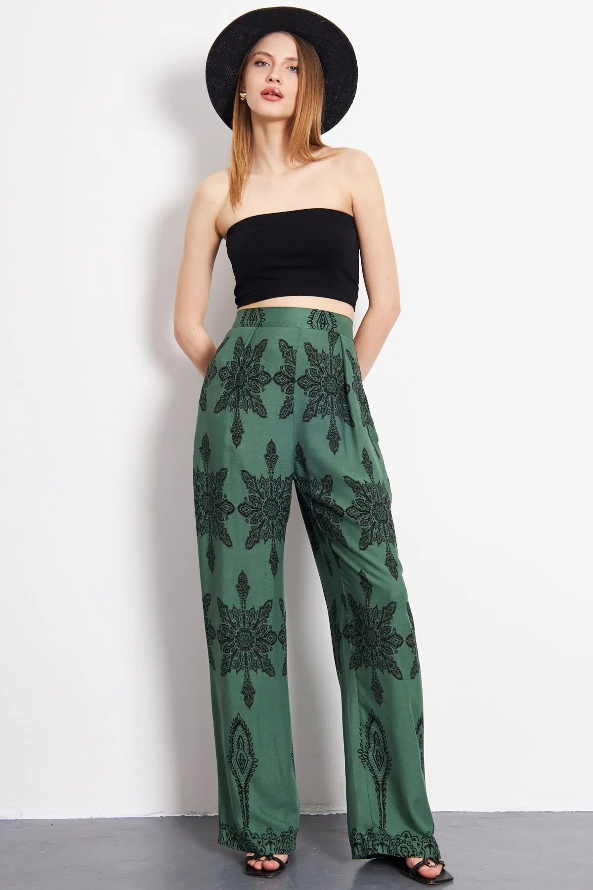 Namaste Vintage Koyu yeşil beli lastikli etnik desenli bol paça viskon pantolon