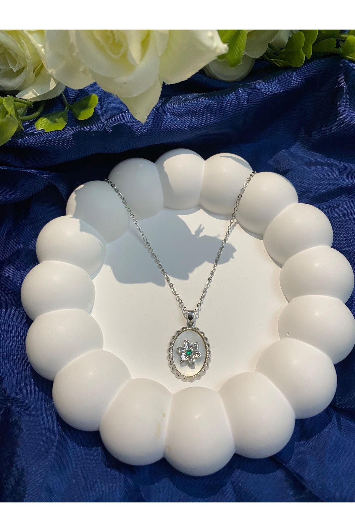 asem jewelry YEŞİL TAŞLI PAPATYA MOTİFLİ SEDEFLİ VİNTAGE ÇELİK KOLYE