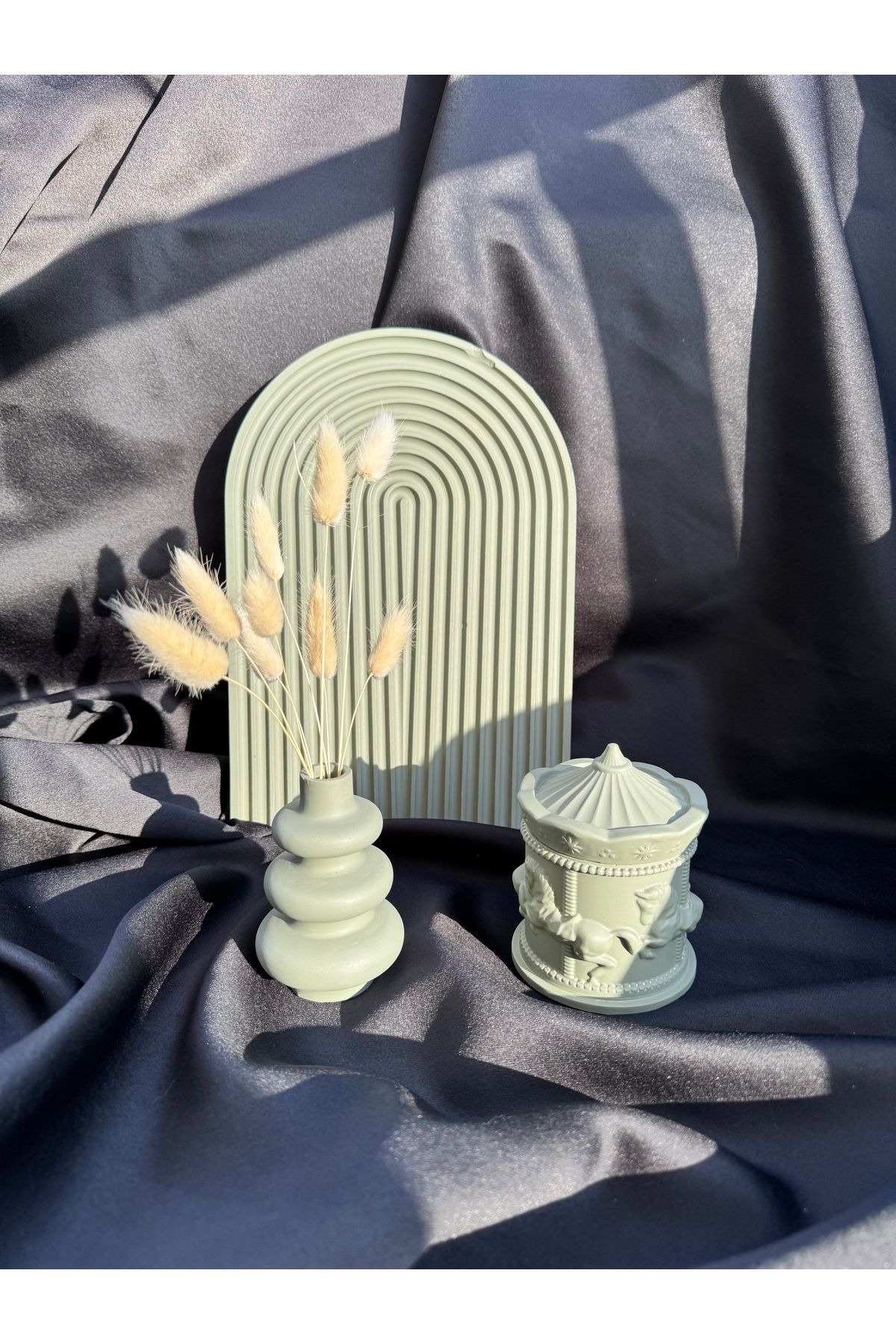Yasminncandle Atlı Karınca Detaylı Vazo Seti