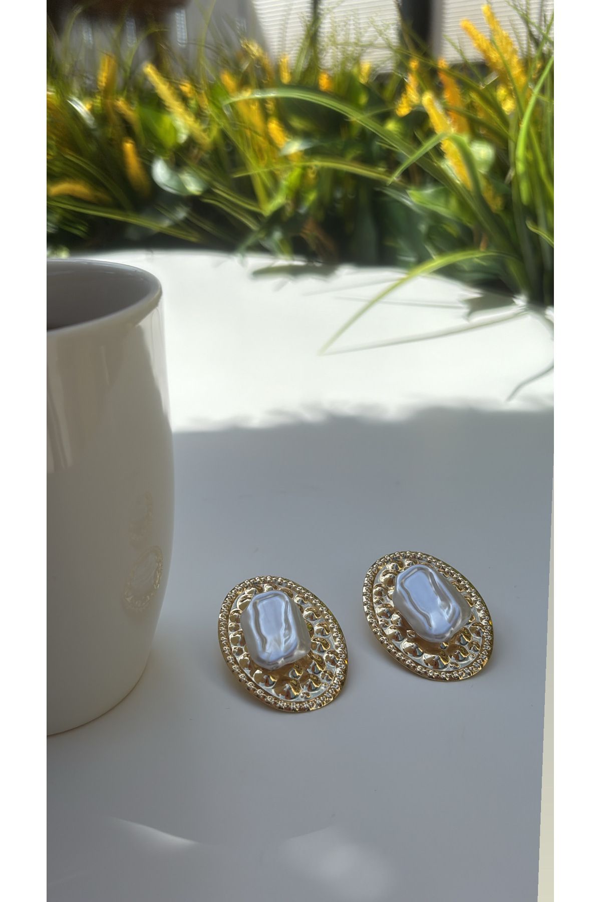 studio shine Gold incili küpe