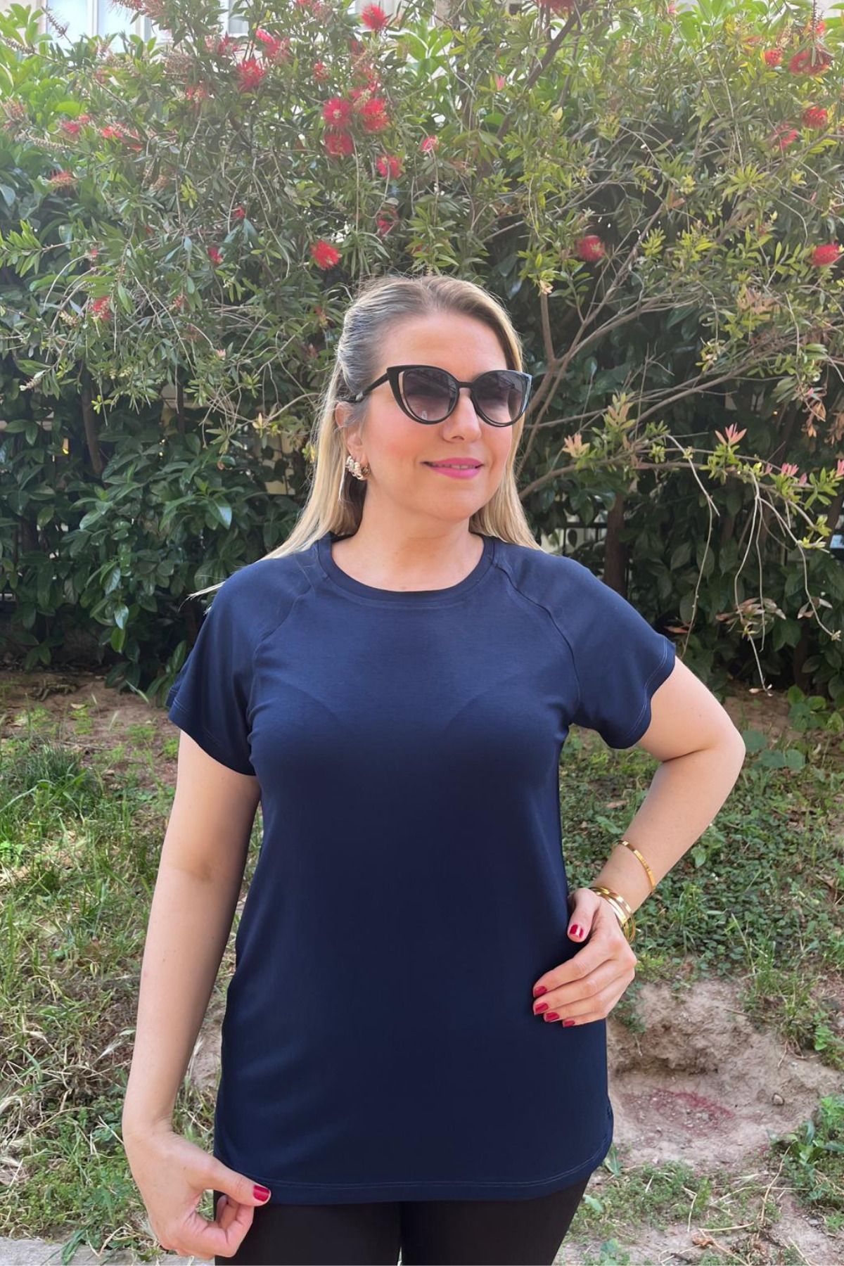 Paw Garage Kadın Büyük Beden Reglan Kol Tişört, %100 Pamuklu Terletmez Yazlık Kumaş, Curve T-shirt