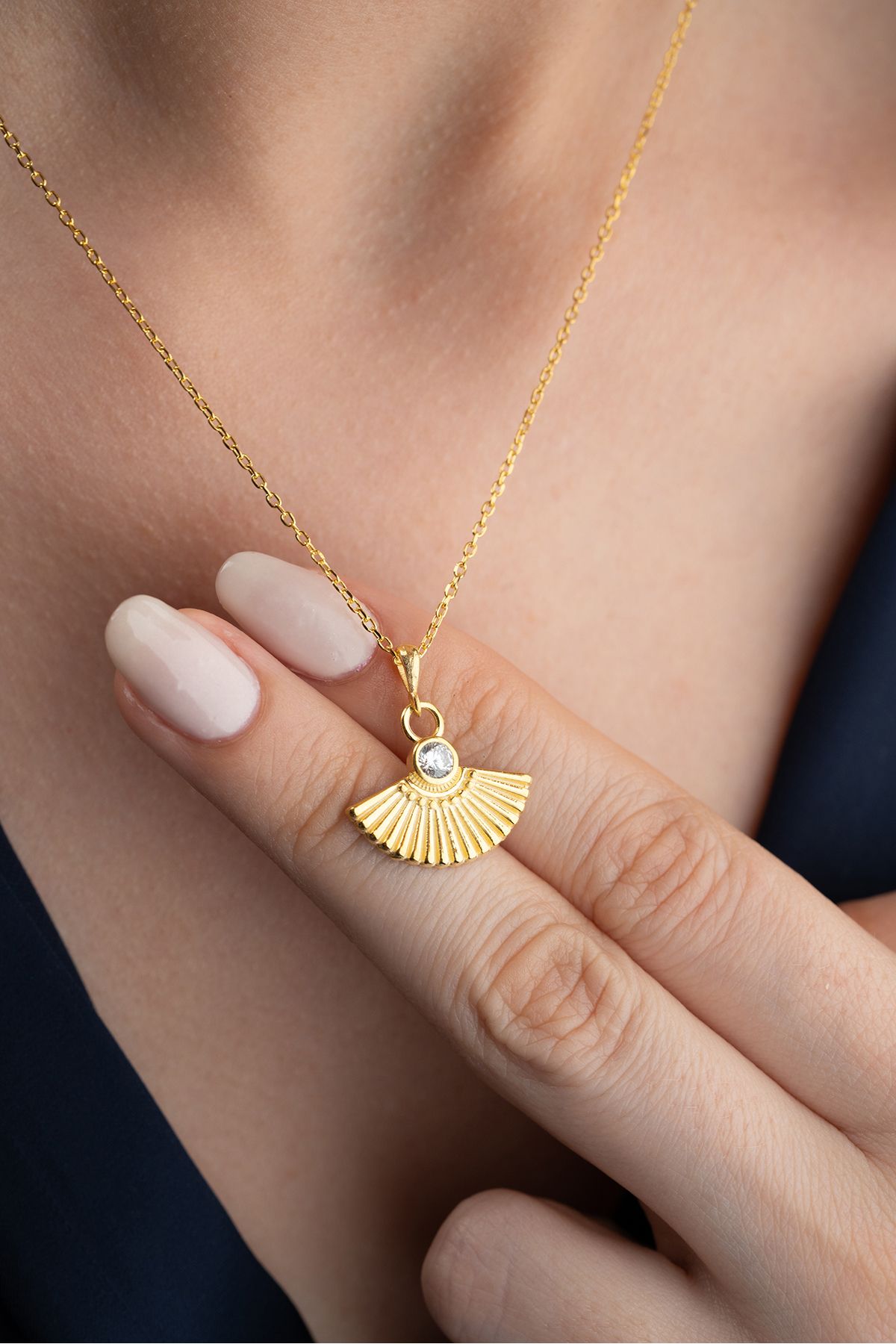 Silvano Jewelry 925 Ayar Gümüş Yelpaze Model Kolye