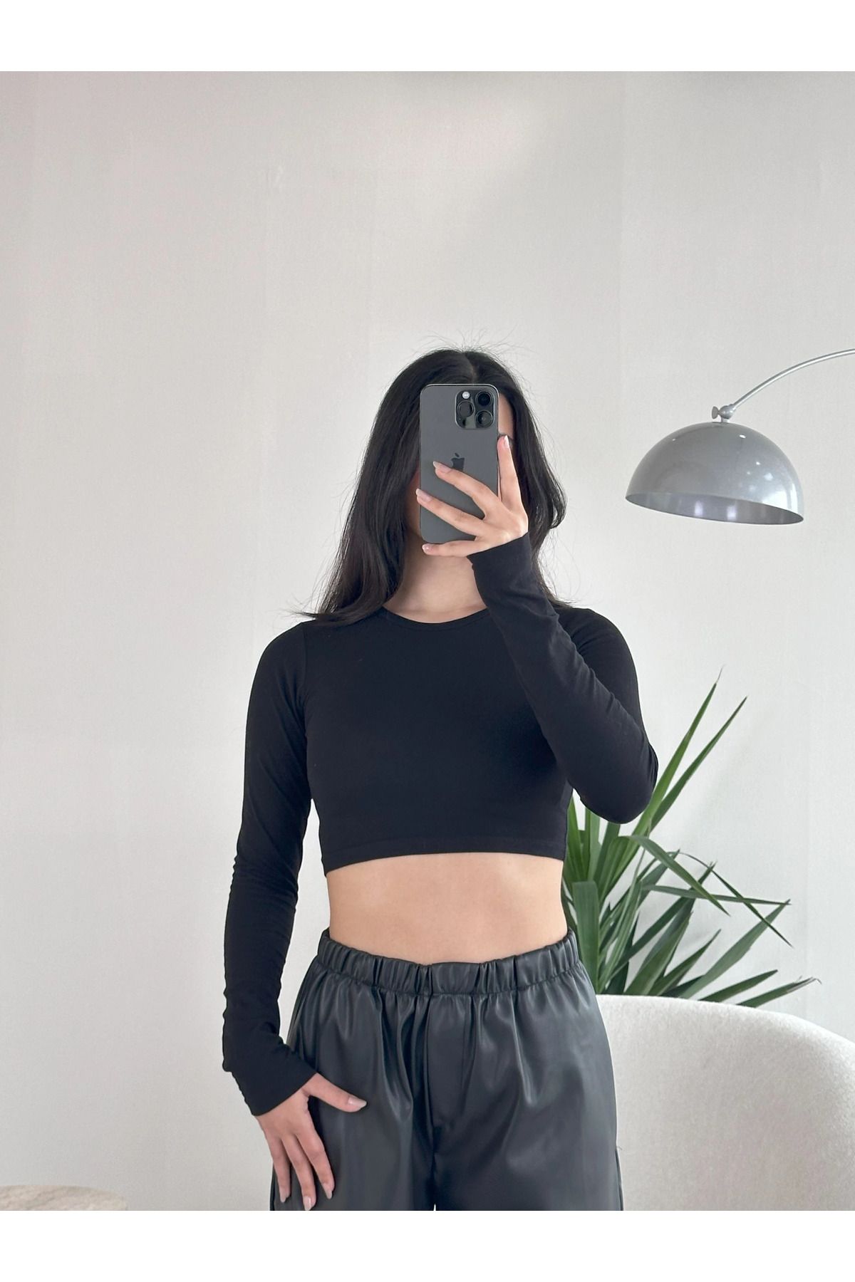Kyra Studios Marka Muadil Siyah Basic Crop Top