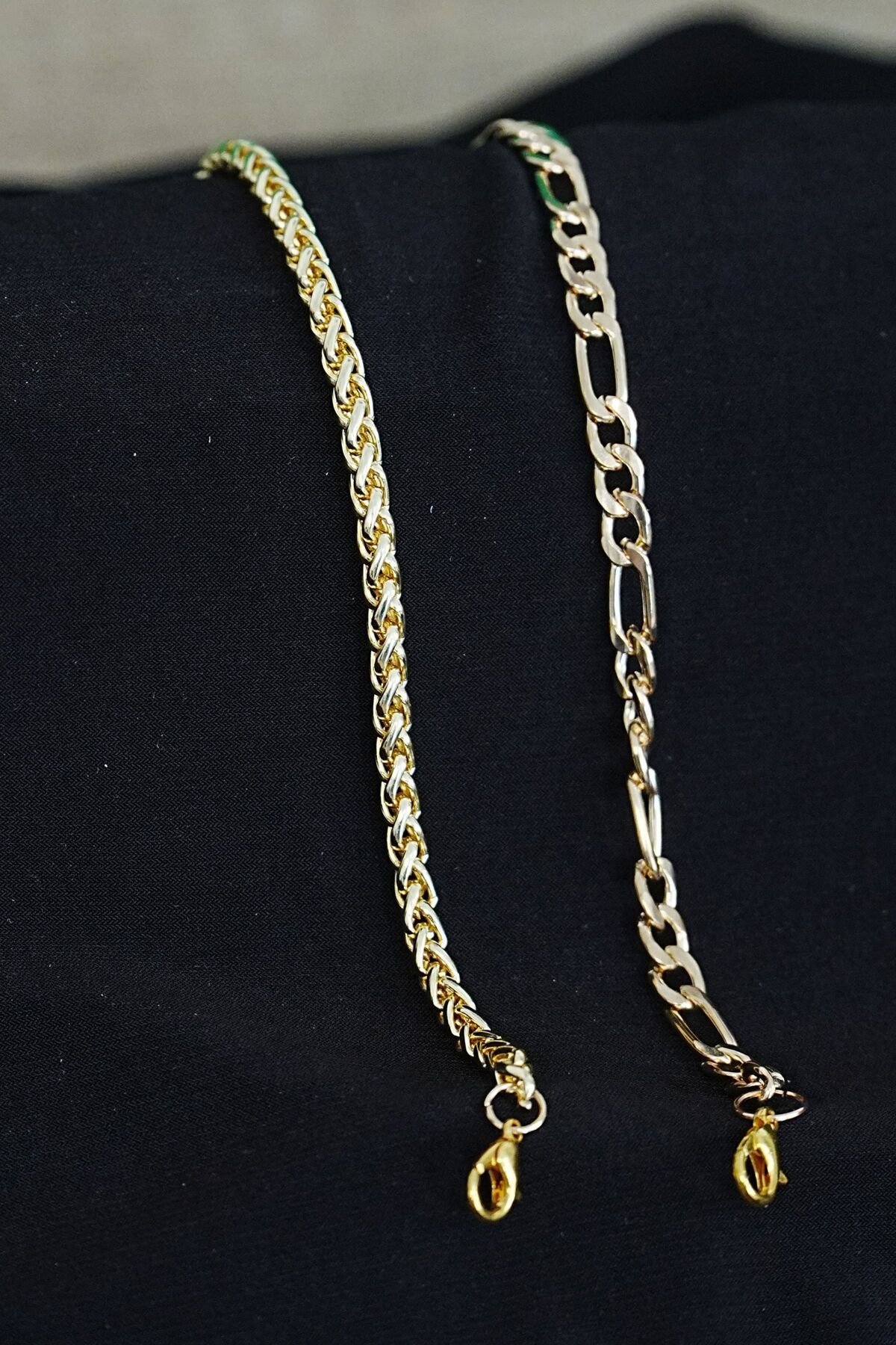 Lisinya Şavin & Burgu Unisex Kombin Gold Bileklik – Lisinya