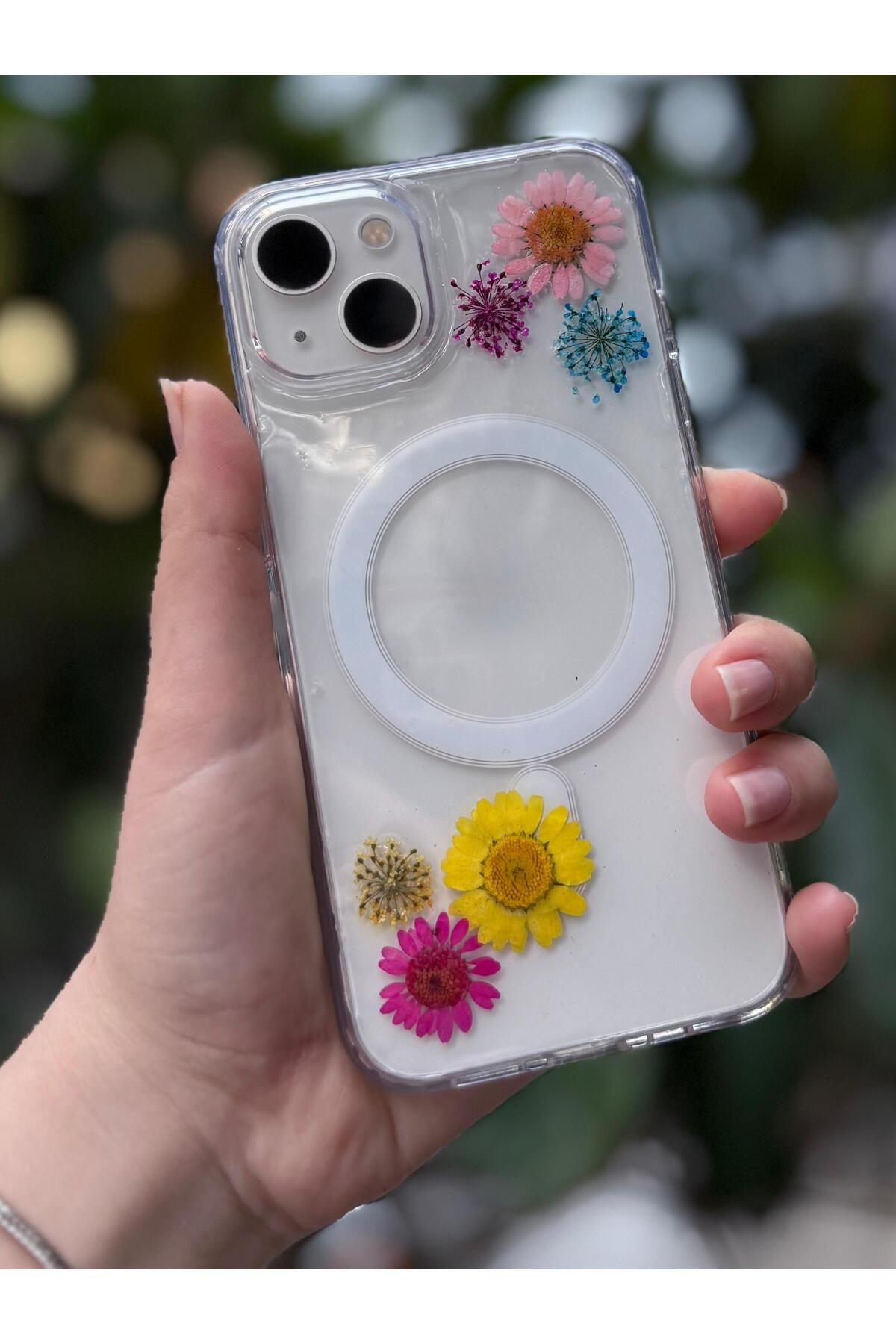 Powerfox İphone 13 Uyumlu Epoksi El Yapımı Gerçek Kurutulmuş Çiçekli Kabartmalı Moda Kılıf
