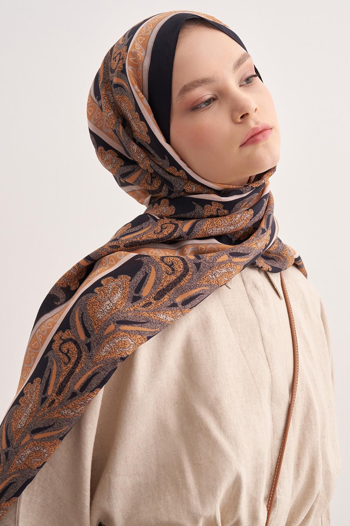 carell Glow Gold Vela Floş Şal
