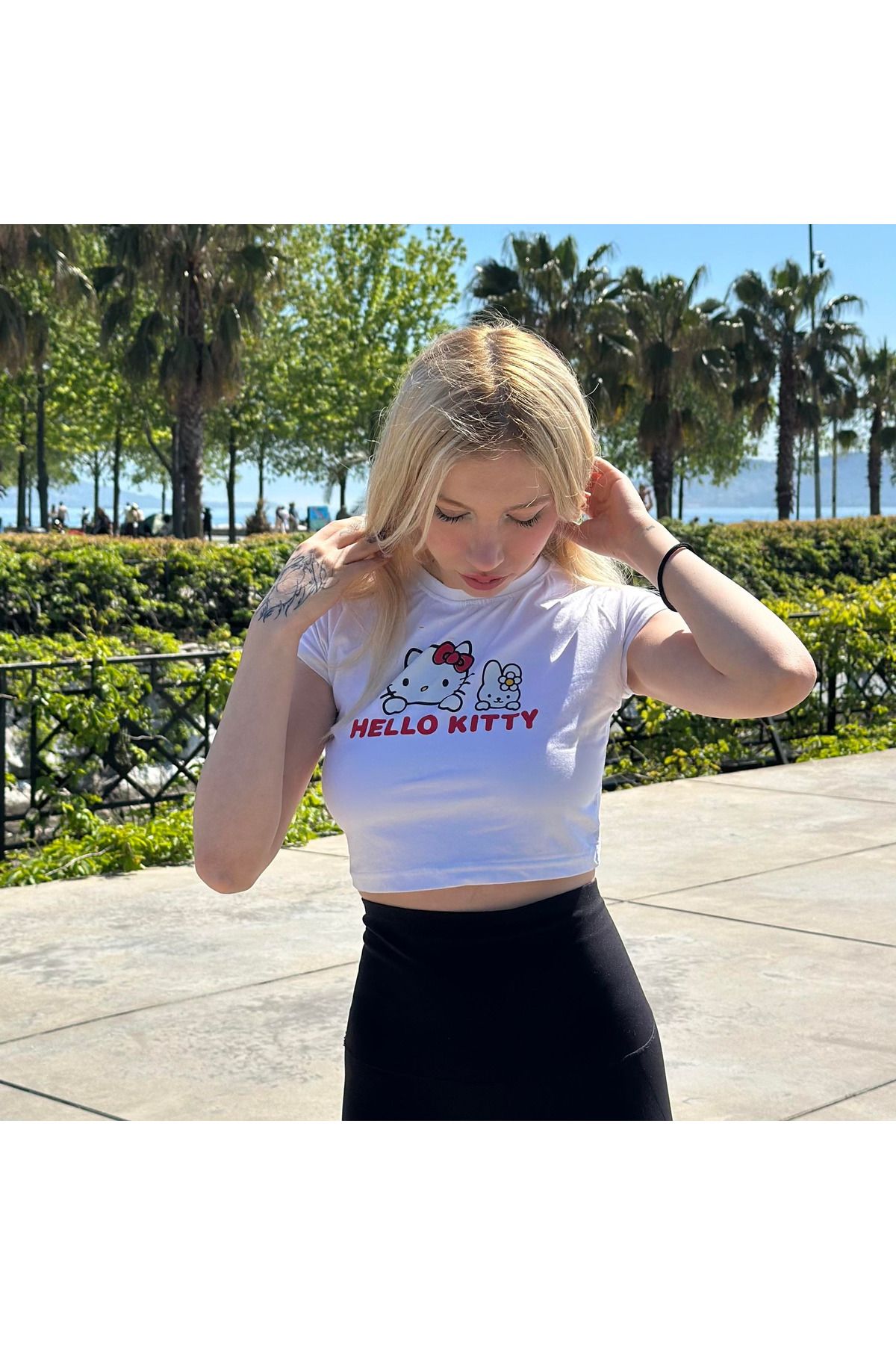 Gofeel Beyaz Hello Kitty Crop Top