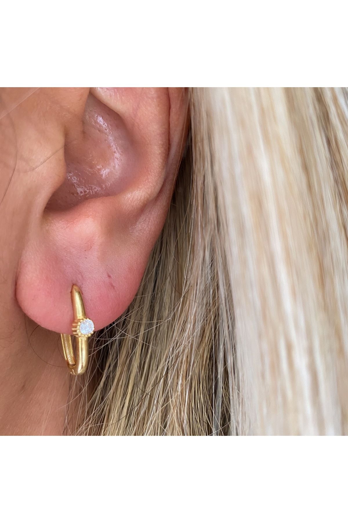 simurg jewellery Gümüş Beyaz Taşlı Minimal Küpe