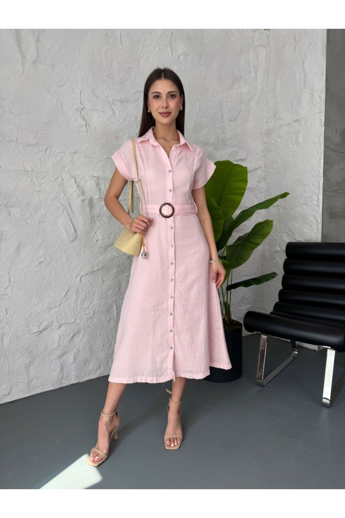 Elif Özbey Butik Pembe Dantel Detaylı Müslin Elbise