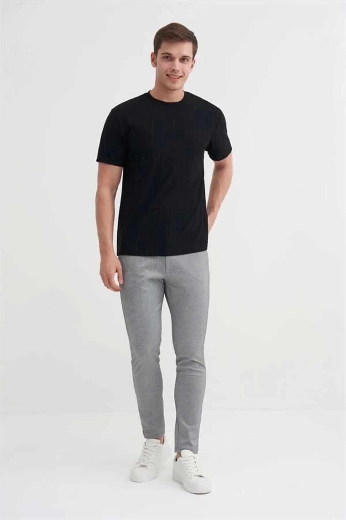 Lale Moda 4203 Viskon Kumaş Bisiklet Yaka Regular Fit Erkek T-Shirt SİYAH