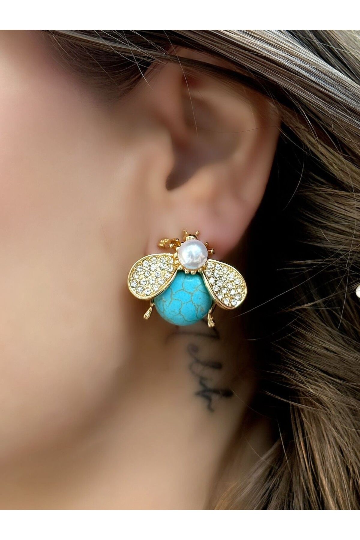 MyladyAccessoriess Firuze Ve İnci Taş Detaylı Arı Küpe