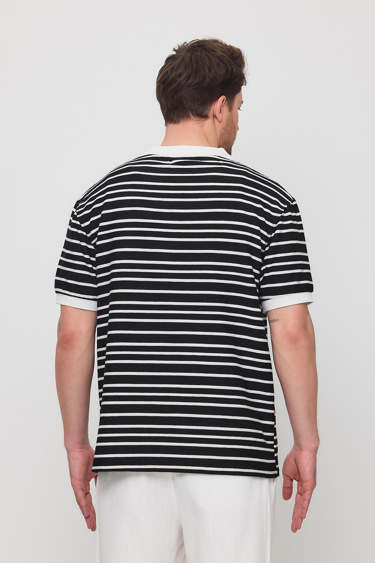 NGR-Satrop Collar Knitted Tshirt Black 2