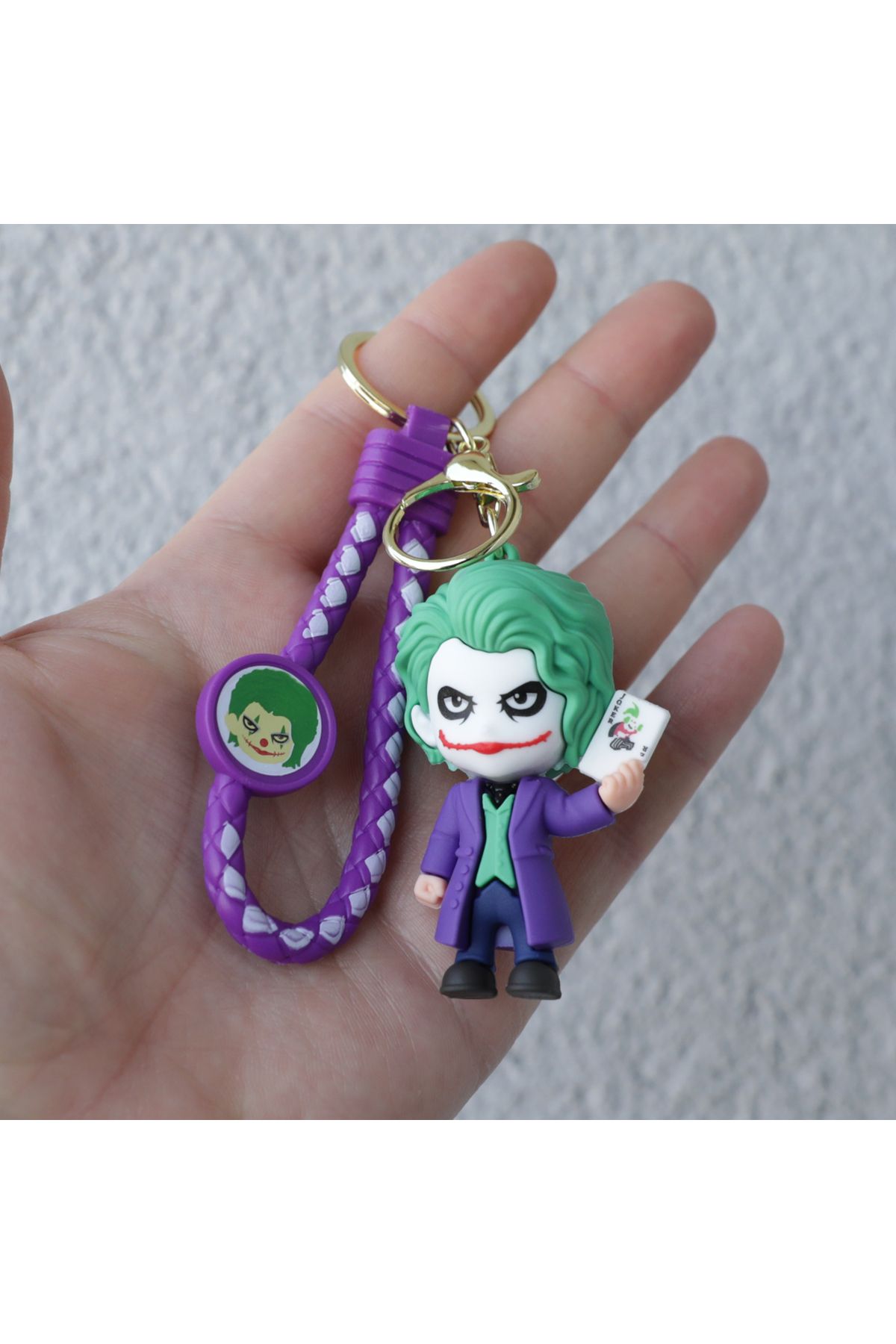 Piraye Gift Joker Figürlü Anahtarlık – Kötülüğün İkonik Gülümsemesi Yanınızda!