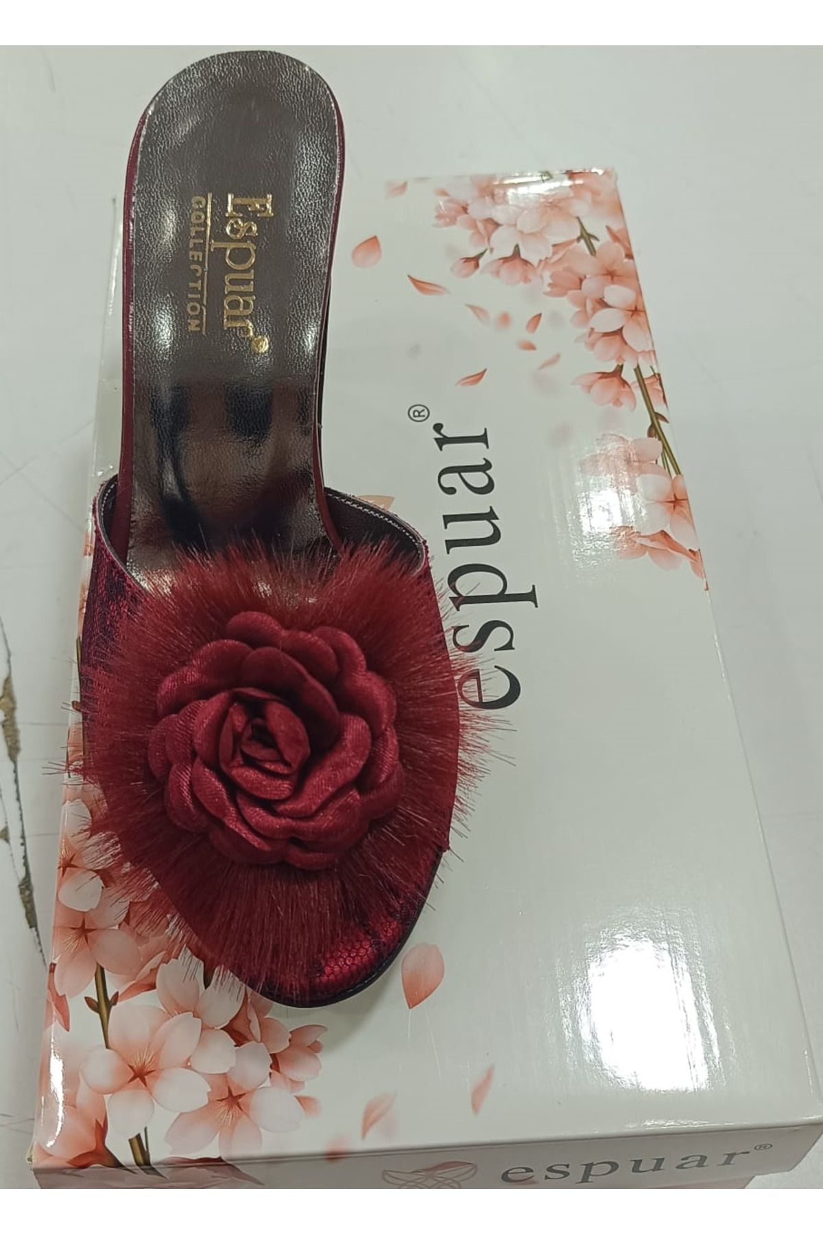 Espuar Kadın Pudra Tüylü Gül Süslemeli Çeyiz ve Ev Terliği