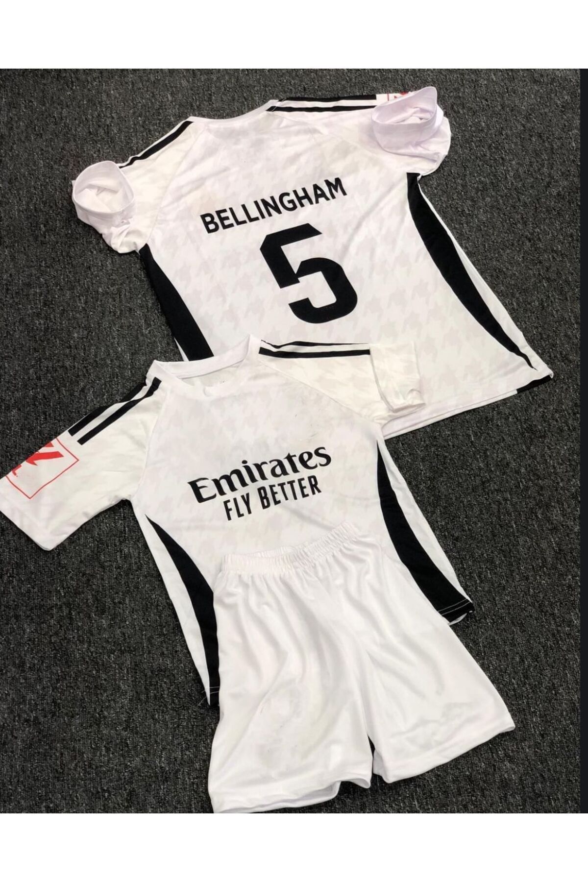 FEEL STYLE Jude Bellingham 2024/25 Yeni Sezon İç Saha Çocuk Forması 3'lü Set