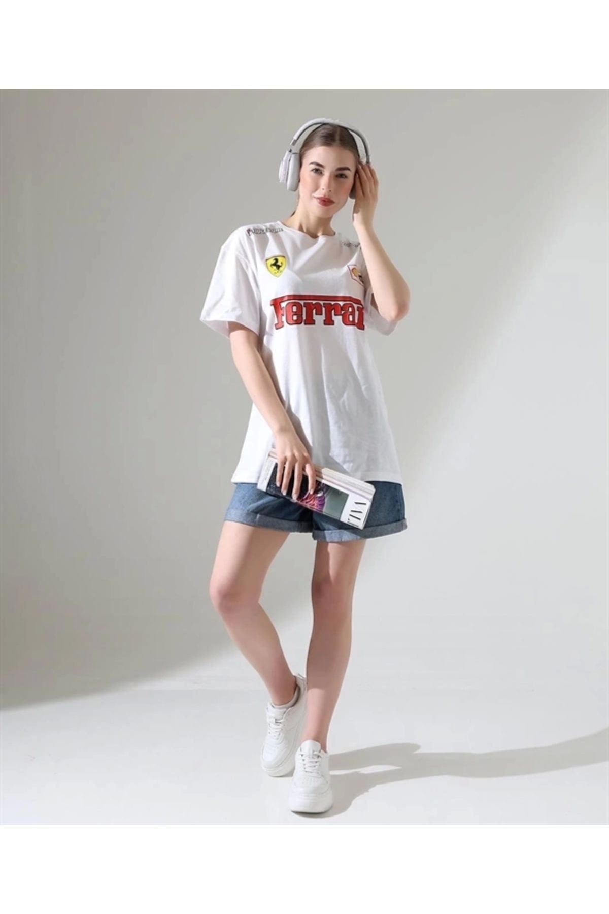 Lale Moda Fer Baskılı Kadın T-Shirt