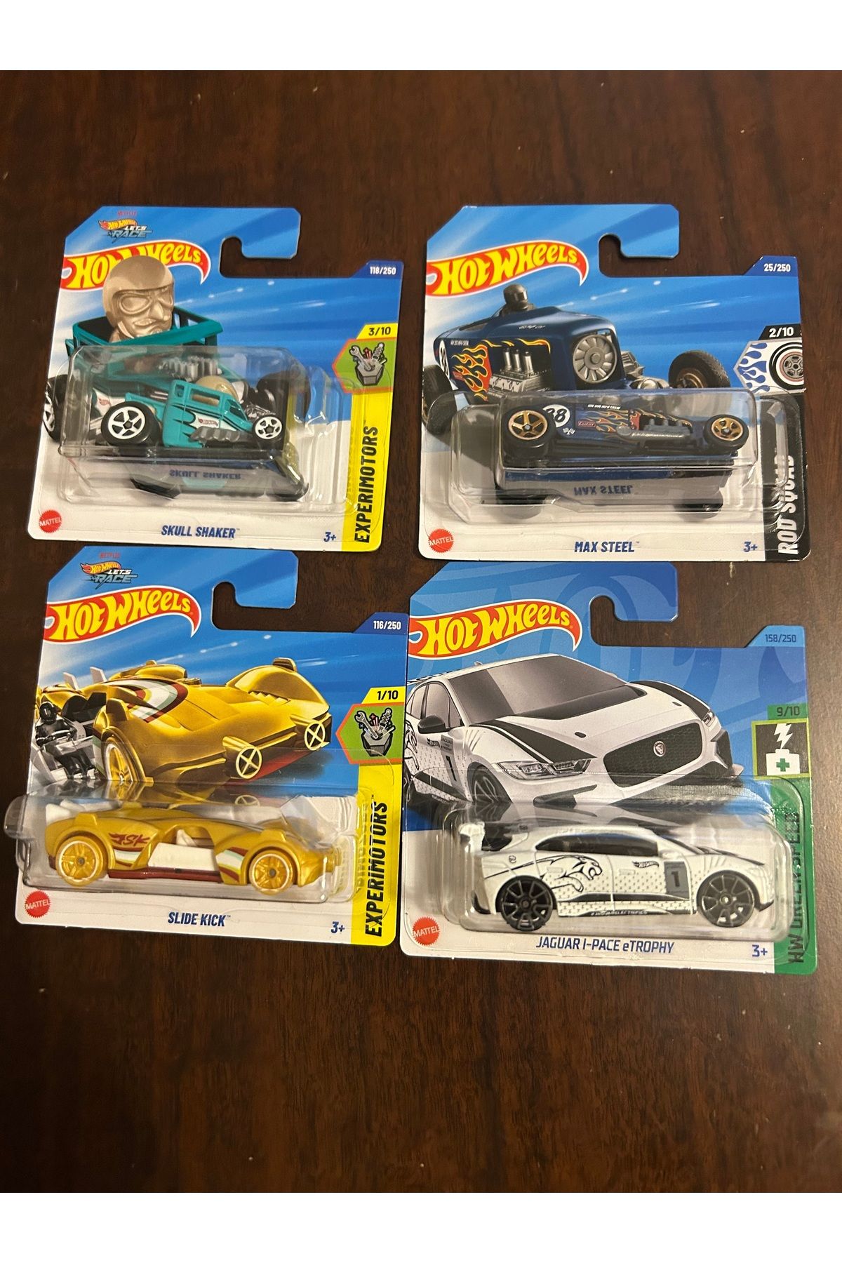 Hotwhells Hotwheels tekli arabalar serisi 4lü