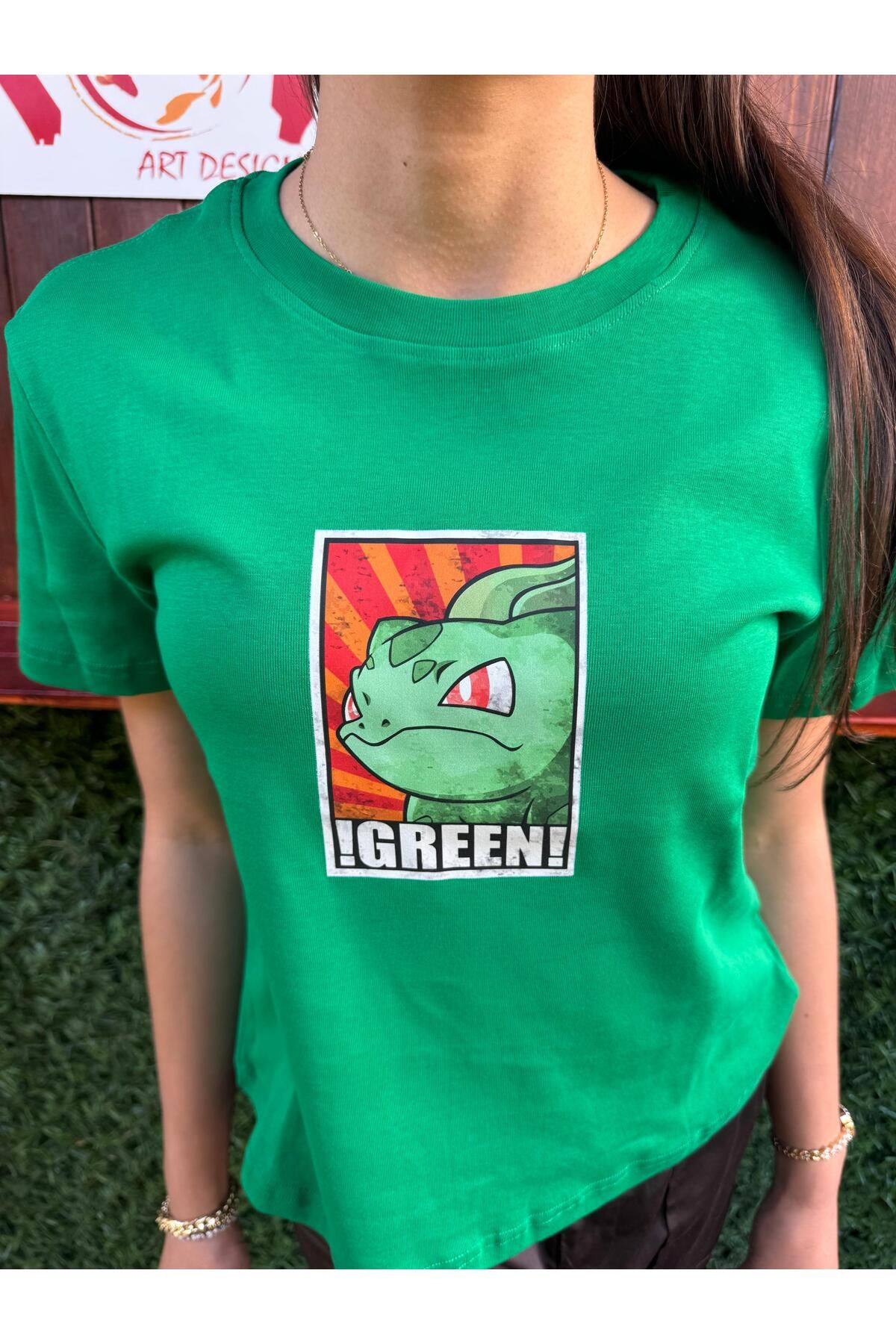 Butik Balbazarr / Kadın yeşil Renk T-Shirt