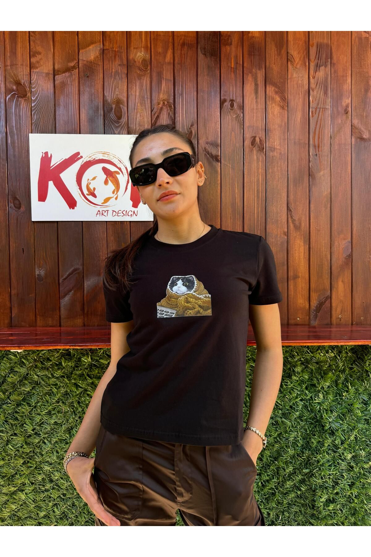 Butik cat love / Kadın siyah Renk T-Shirt