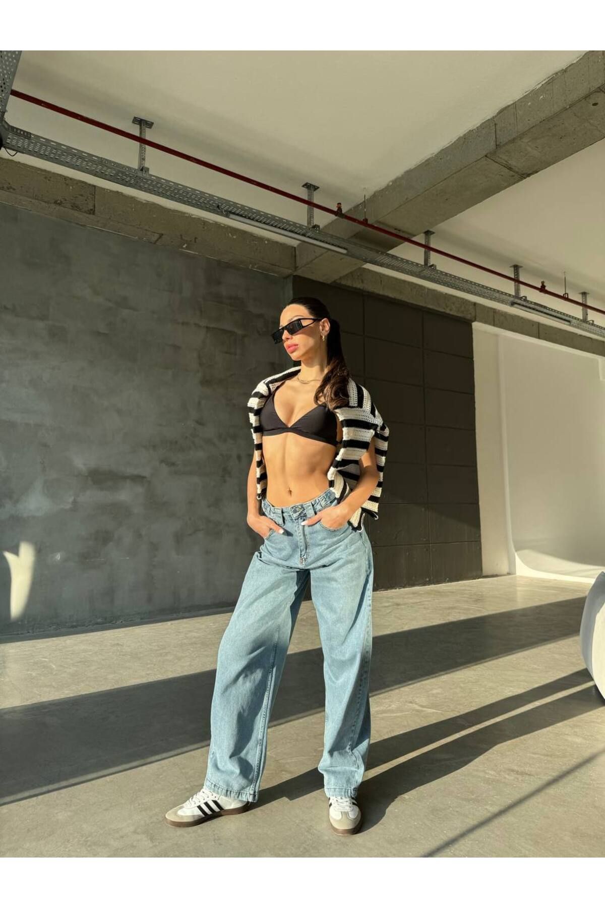 4EVERTİGER BELİ DETAYLI OVERSIZE JEAN PANTOLON