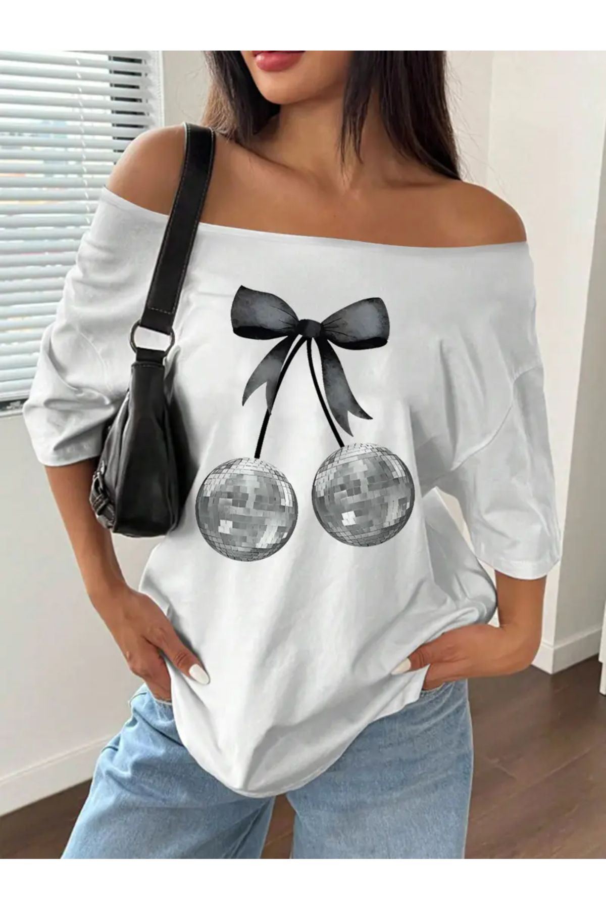 Koklonmoda Kadın Düşük Omuz Kayık Yaka Baskılı T-Shirt