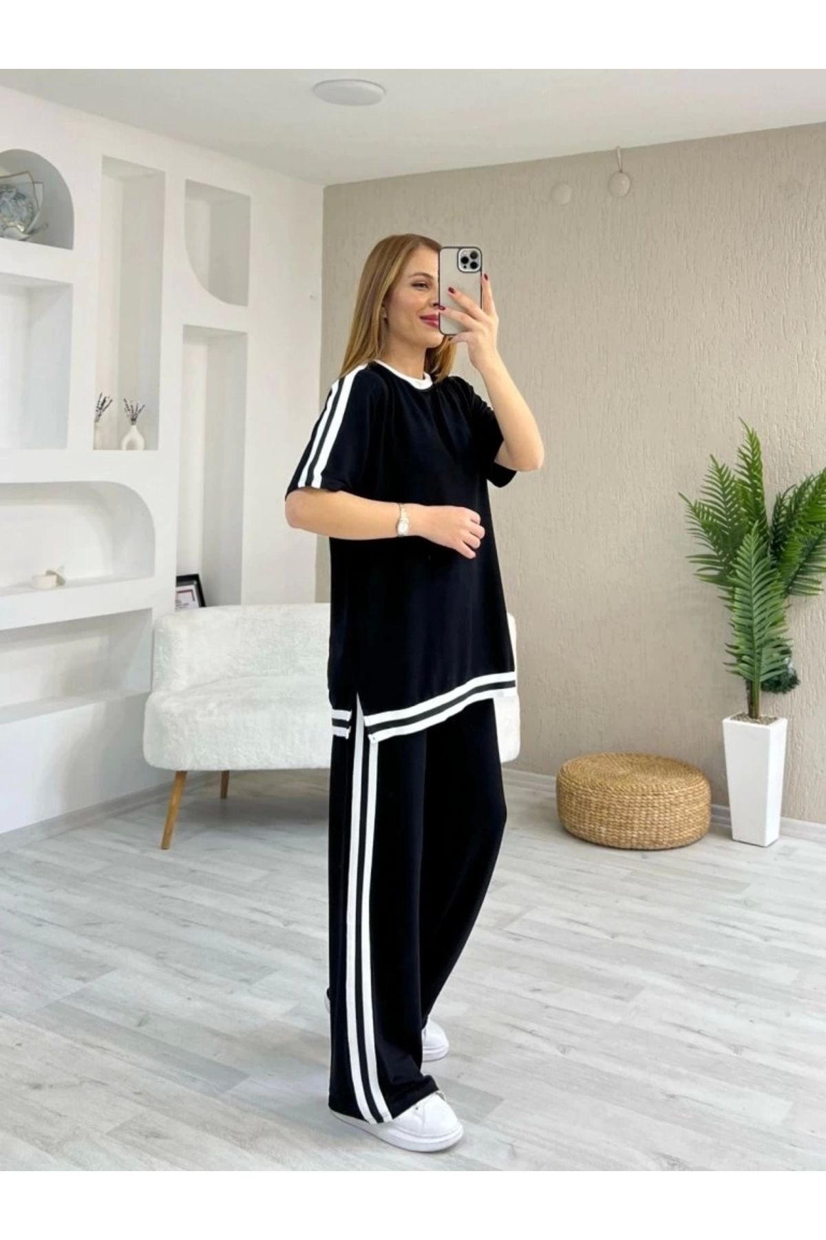 Silerra Kadın Kısa Kollu Bisiklet Yaka çift Renk şerit Detaylı Viskon Iki Iplik Bluz Ve Pantolon Ikili Takım