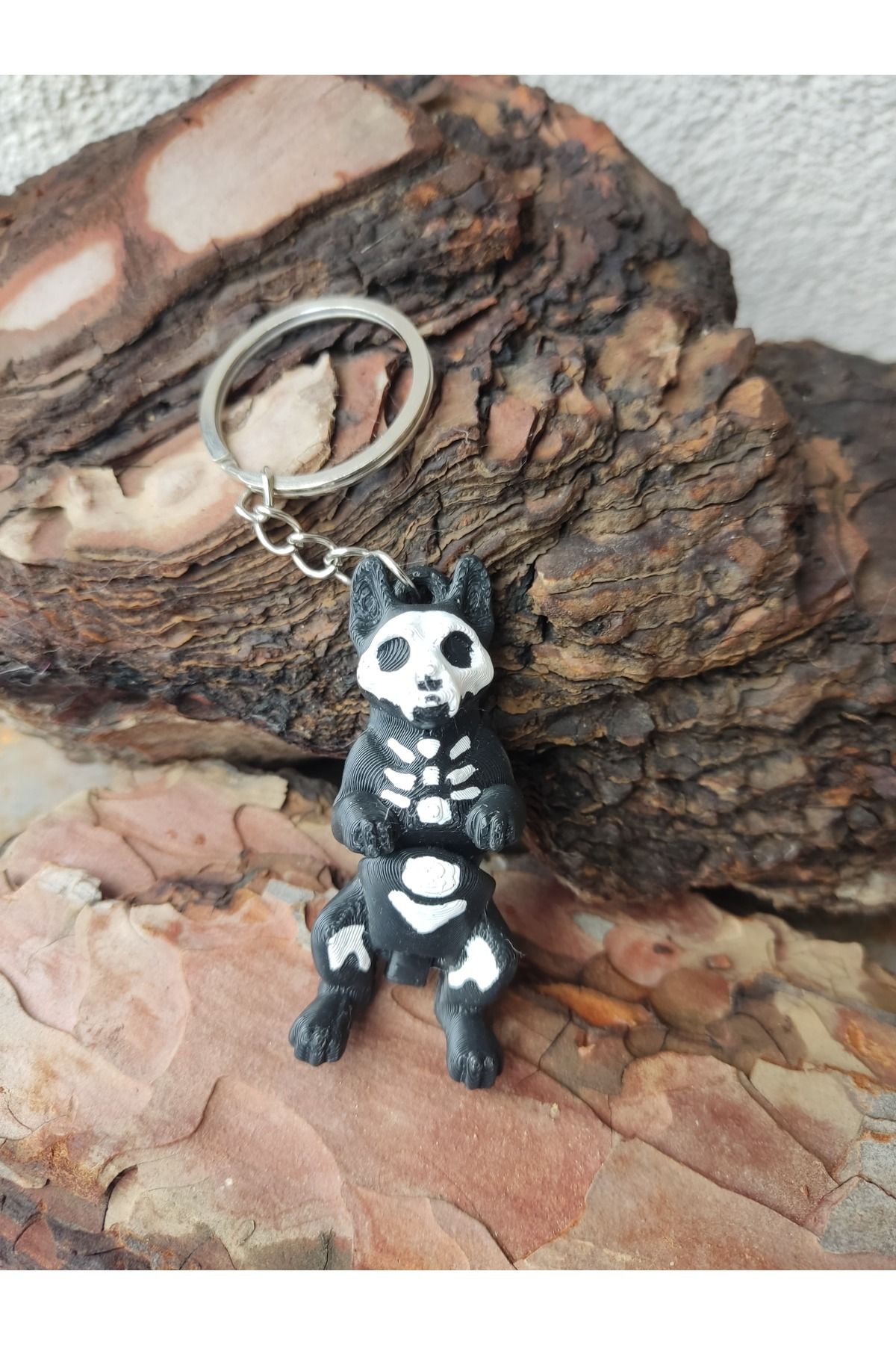 Leylims 3D Flexi Köpek İskelet Anahtarlık – Hareketli ve el boyaması İskelet Kostümlü Köpek Figürü