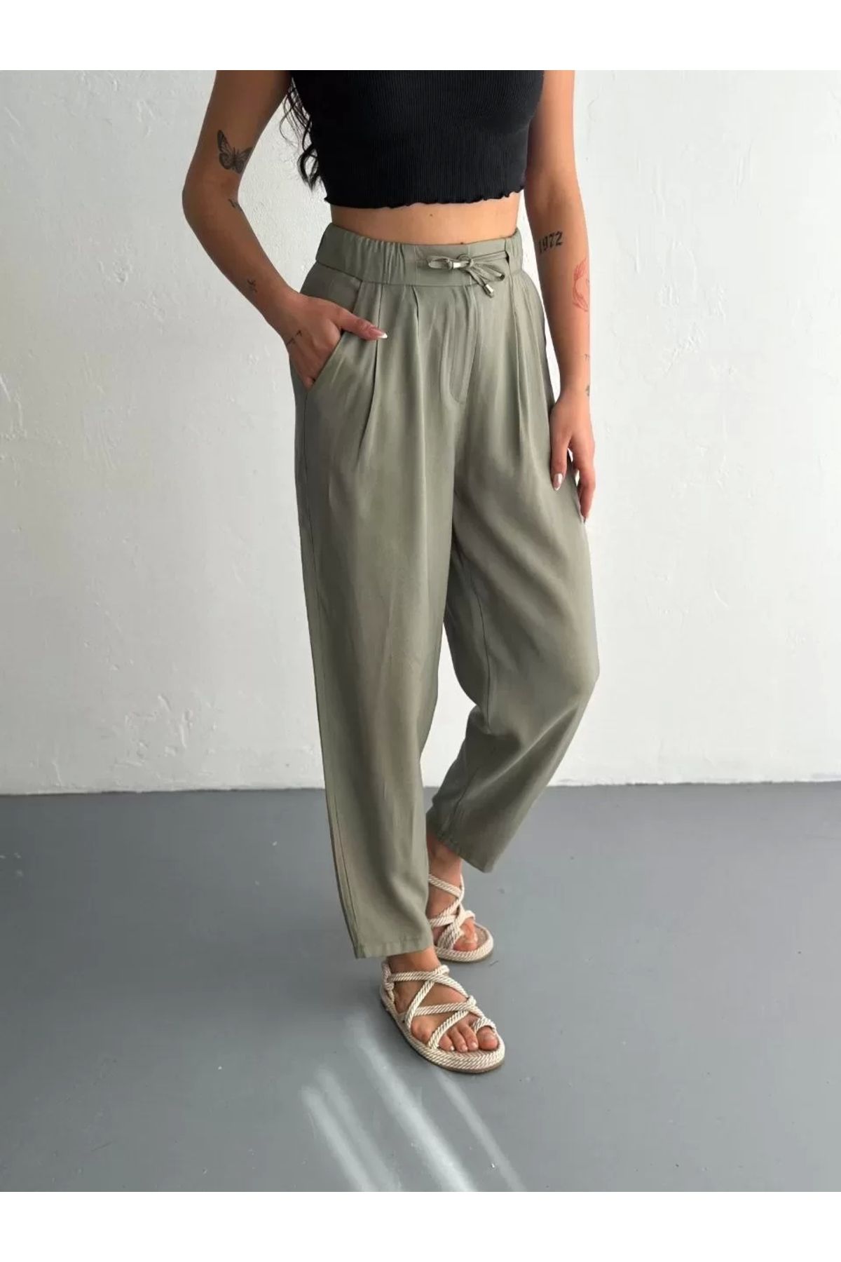 AE Stil Kadın Yüksel Bel Beli Bağcıklı Cepli Rahat Paça Pantalon - Su Yeşili