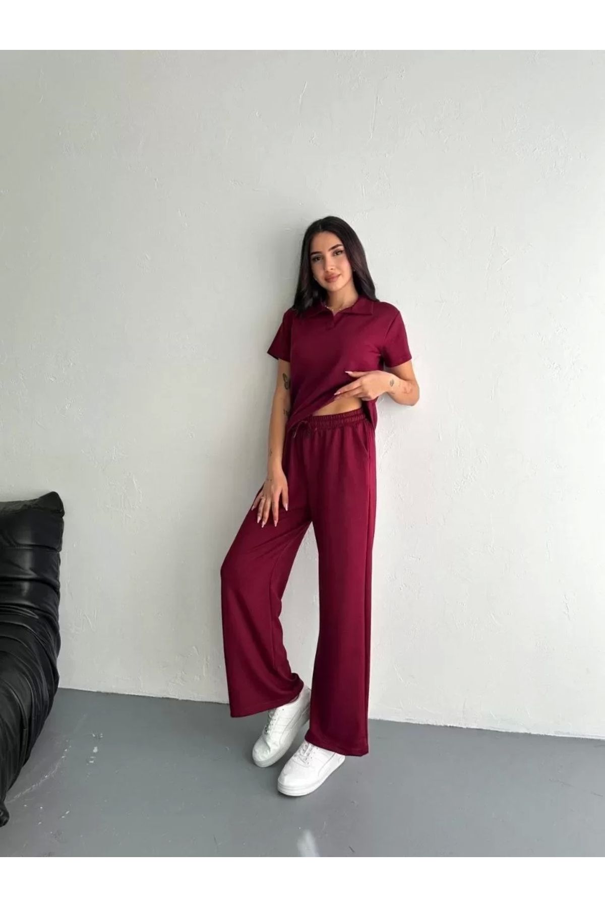 AE Stil Osy Modal Yumuşak Dokulu Kumaş Kısa Kollu Yakalı T-shirt Pantalon ikili Takım- Bordo