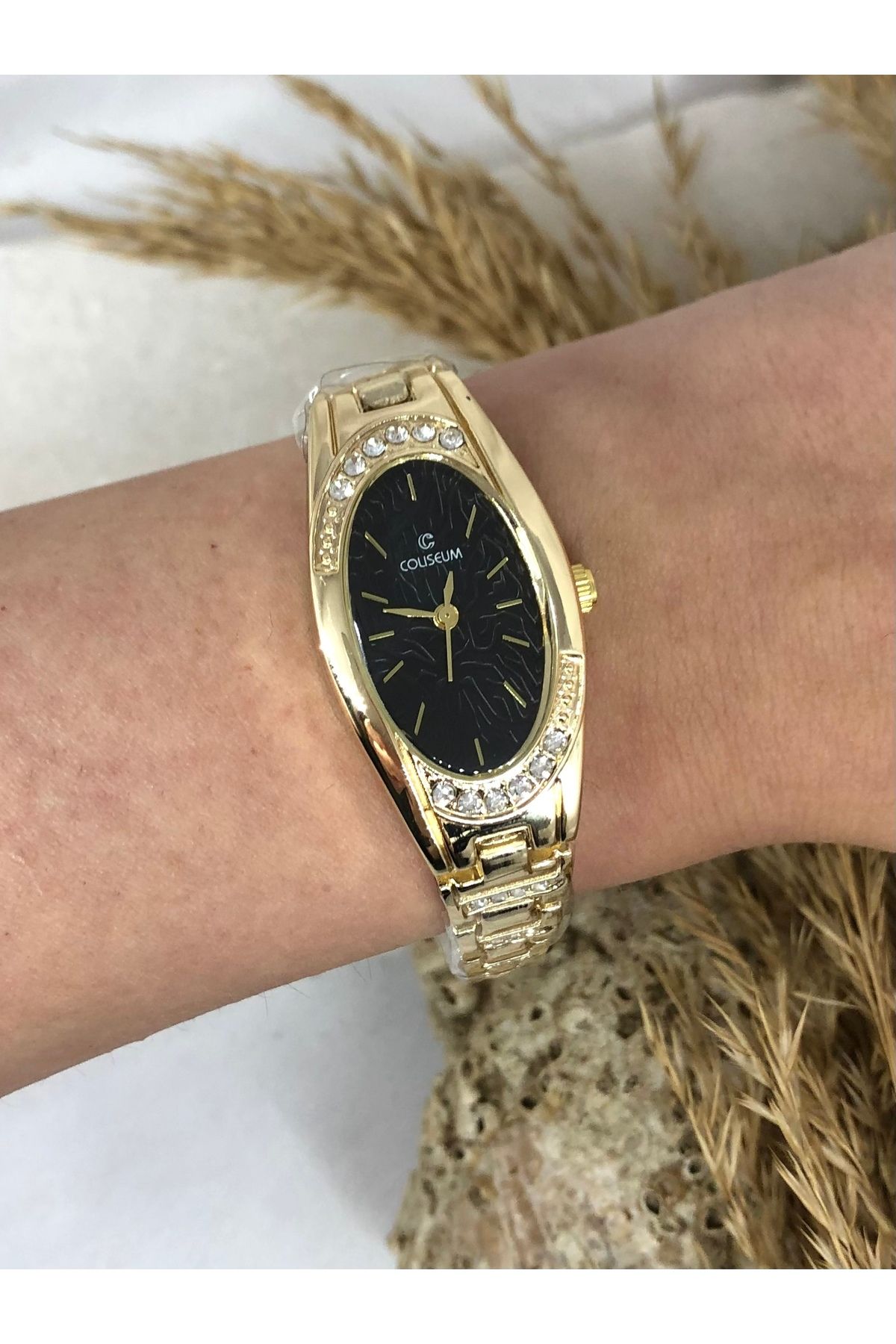 TD TRENDDURAGI Vintage Minik Taş Detaylı İçi Siyah Gold Kadın Kol Saati