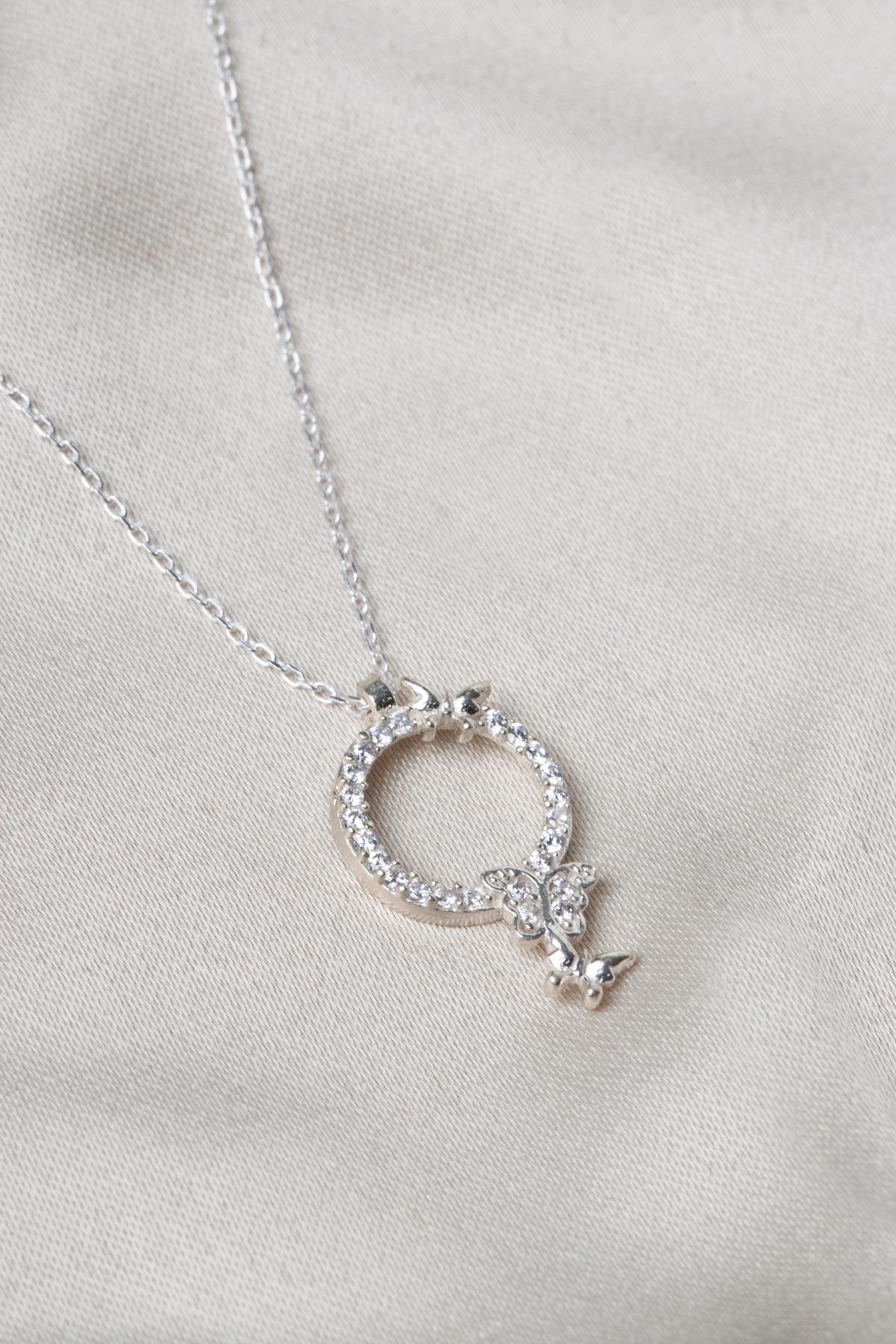 Elika Silver 925 Ayar Gümüş Kelebek Model Kolye