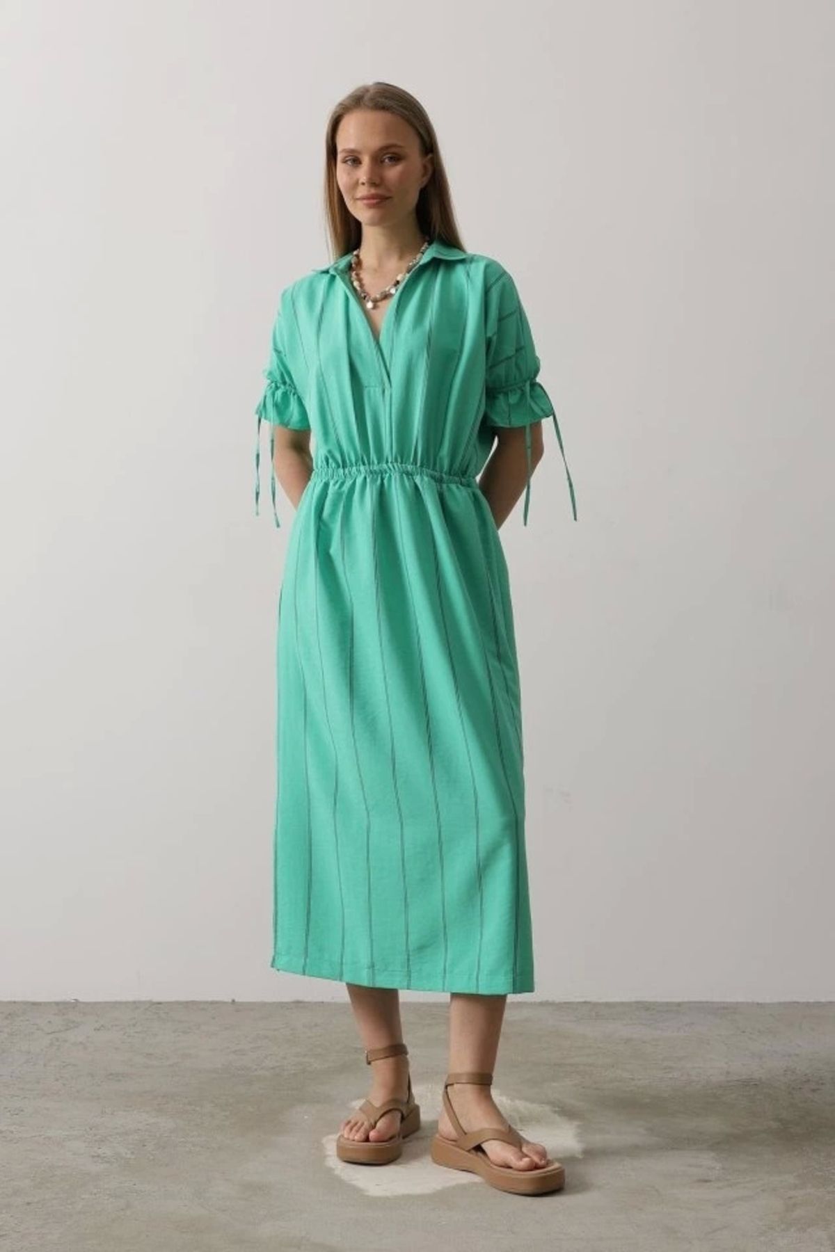 Butik Beli Lastikli Elbise - Yeşil