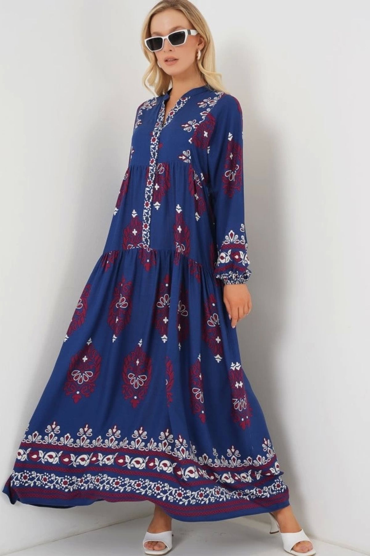 Butik 2423 Otantik Desenli Tesettür Elbise - Petrol 1