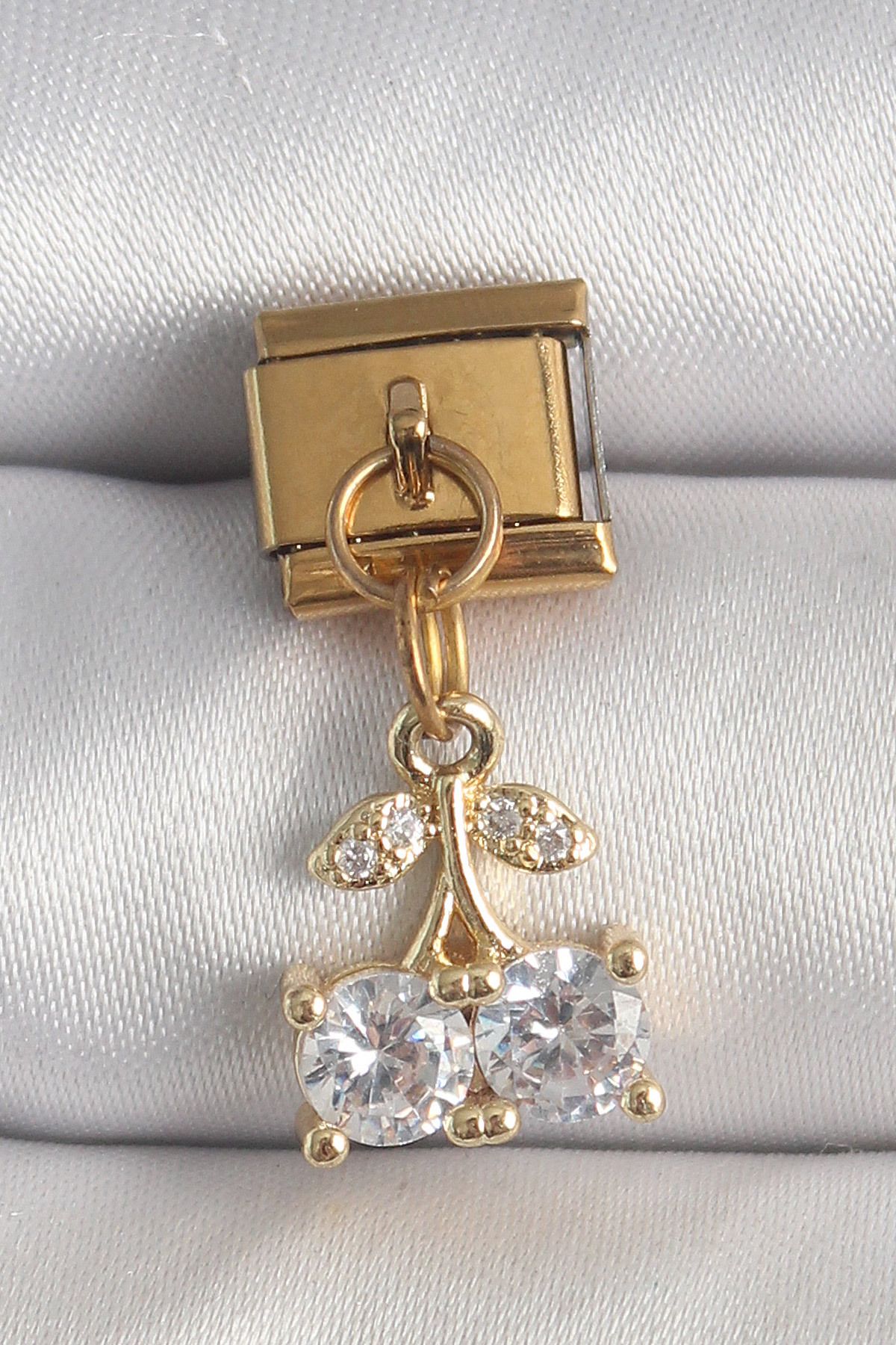 Skygo 316L Çelik Gold Renk Sallantı Zirkon Taşlı Kiraz Model Nomination Charm - TJ-BC1356