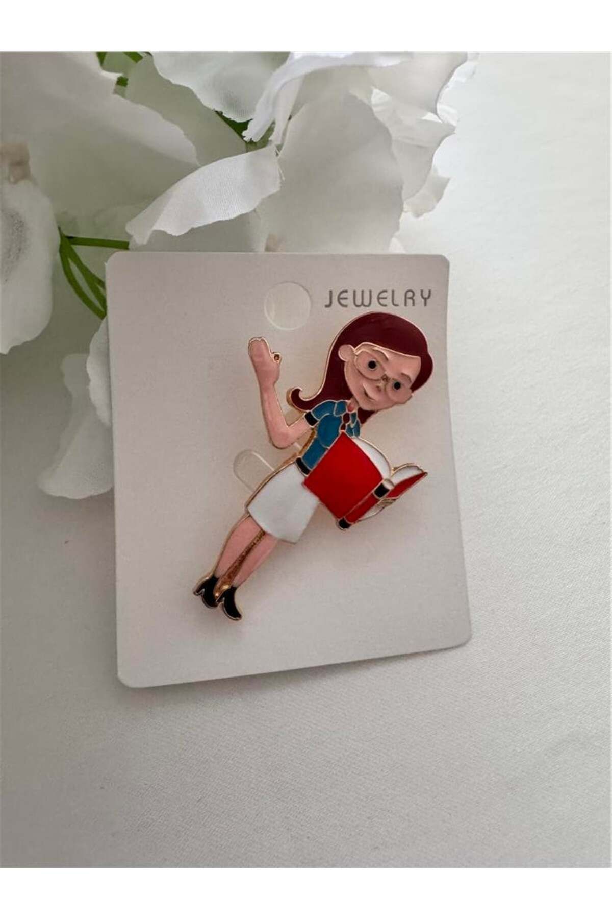 Pelin Aksesuar Kadın Öğretmen Broş