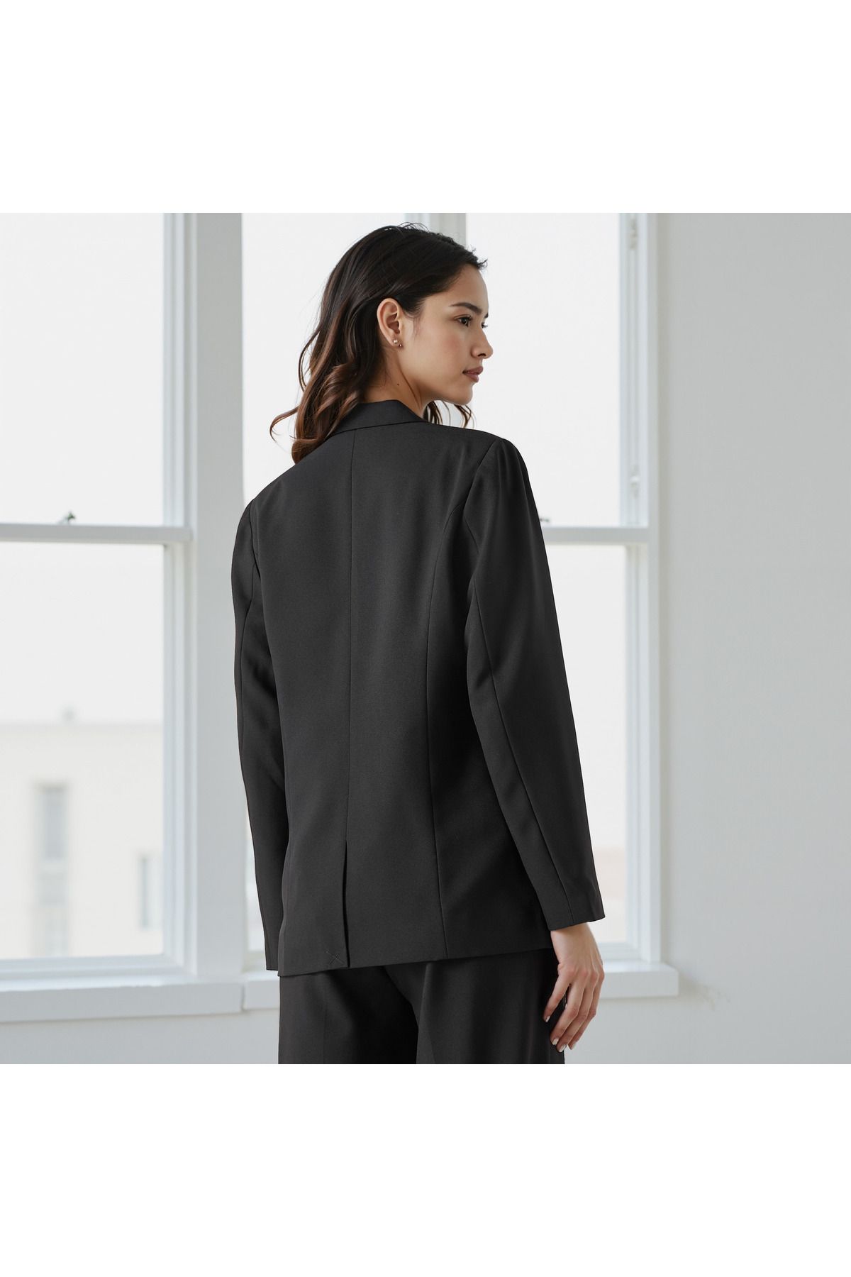 FAV-Plain Blazer with Notched Lapel and Long Sleeves 3
