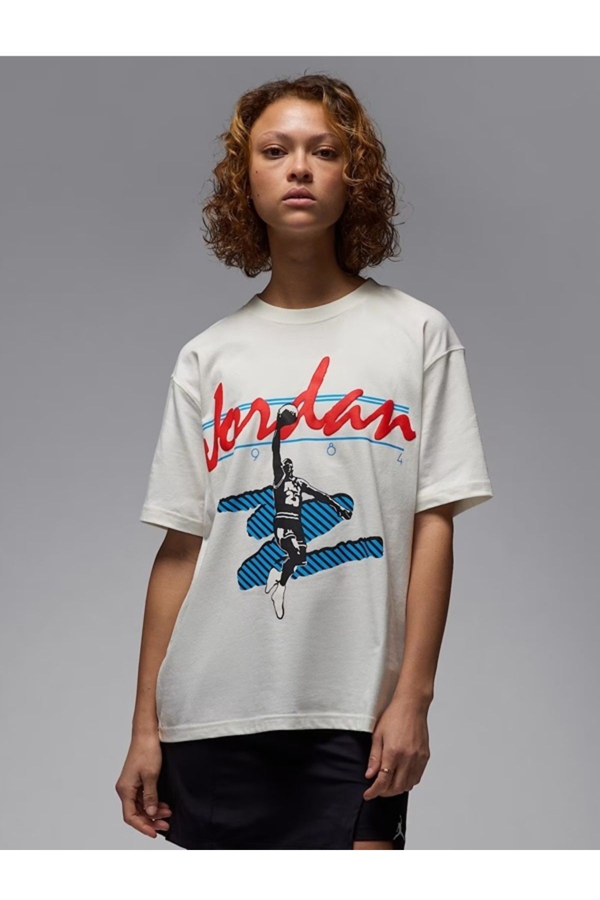 Nike Jordan SS GF GFX Tee MVP Kadın T-shirt