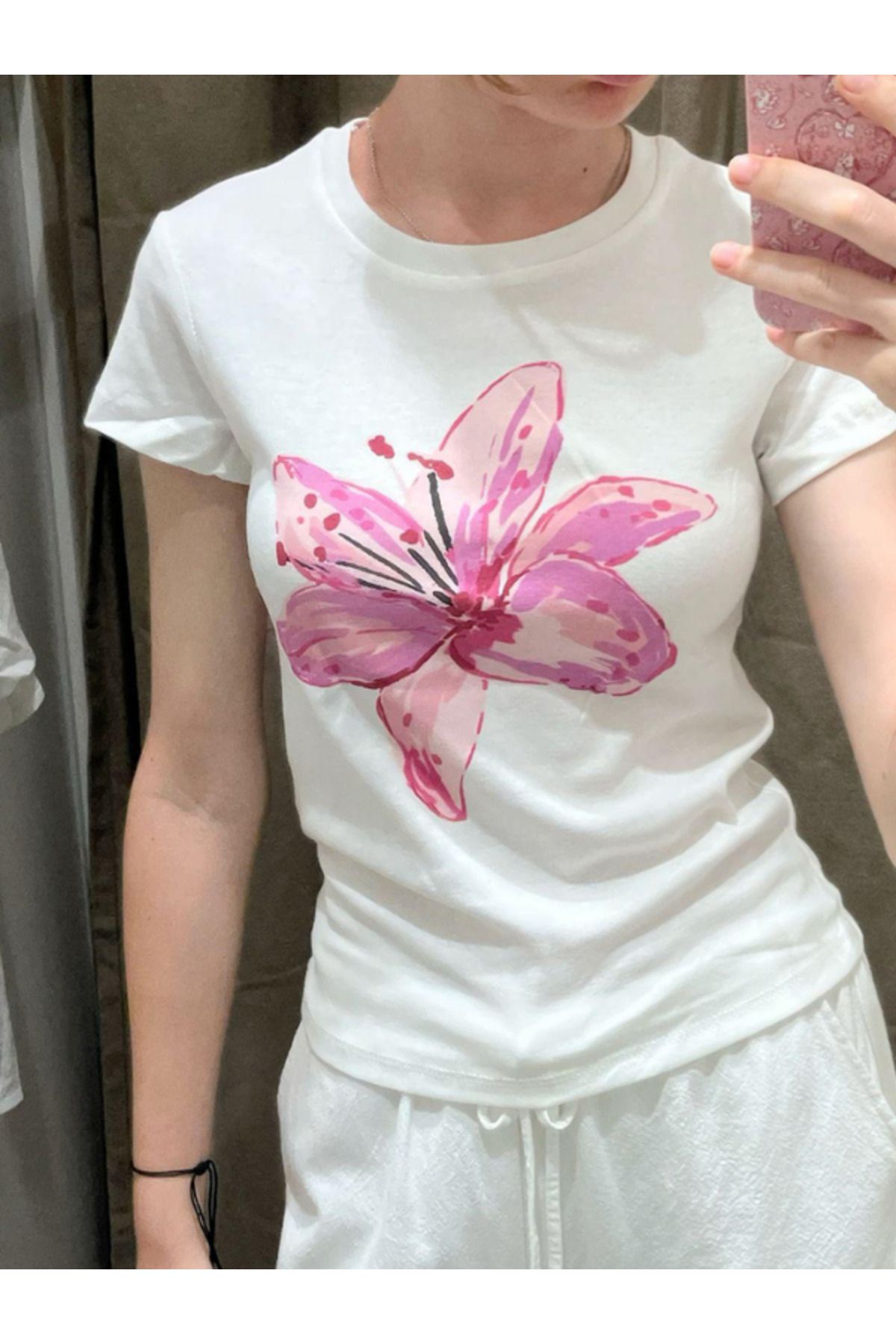 DEEFWEAR DREICH PINK FLOWER BASKILI BEYAZ CROP
