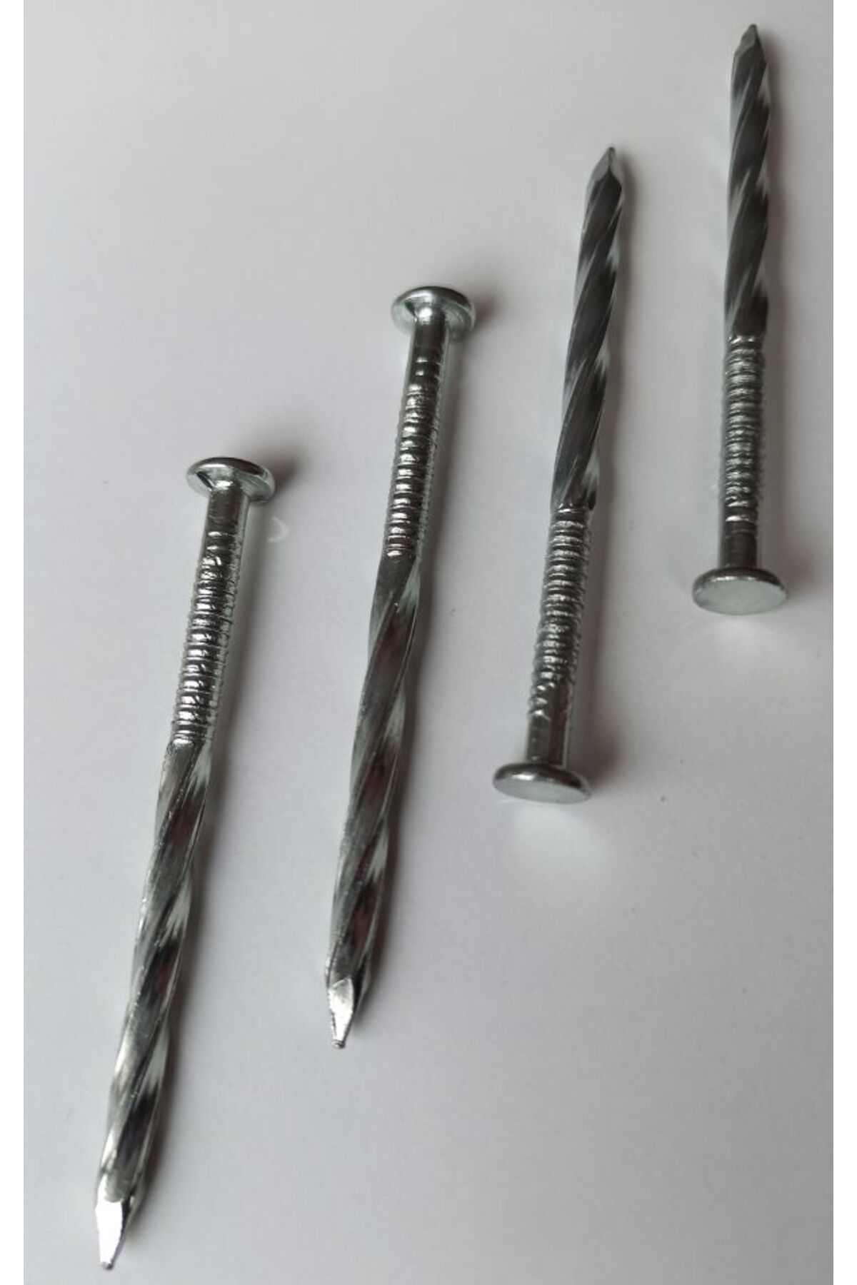 Stabilit Spiral burgulu çelik çivi boy 7cm, gövde çapı 4,2mm, kafa çapı 8mm. Düz kafalı, çok amaçlı, STABILIT
