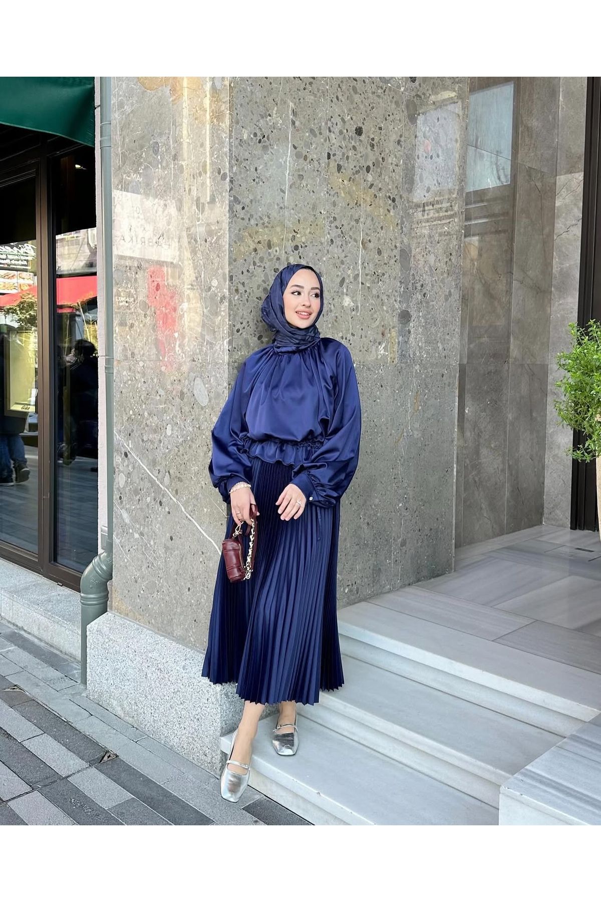 Trend Marfa Beli Lastikli Sık Piliseli Tesettür Etek
