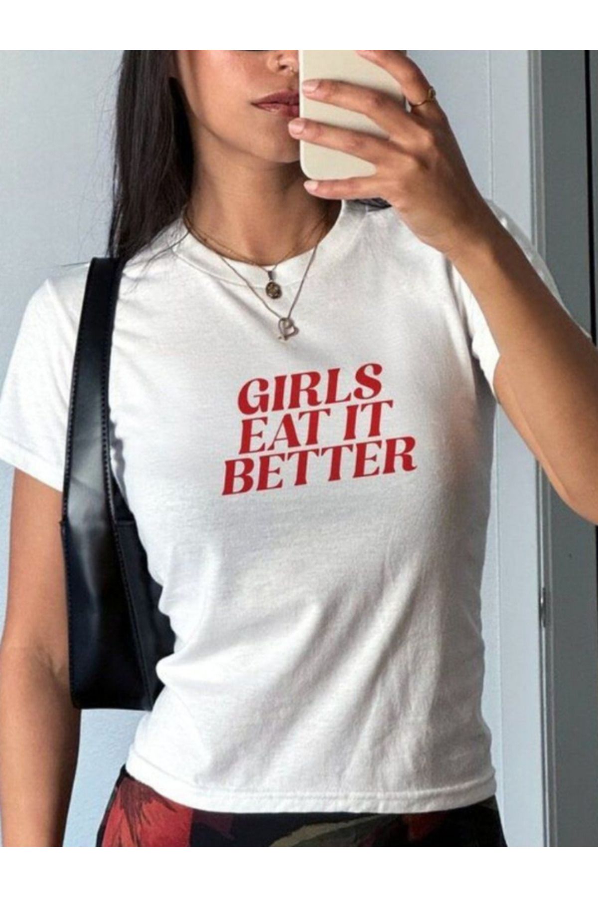 DEEFWEAR DREICH GIRLS EAT IT BETTER BASKILI BEYAZ CROP