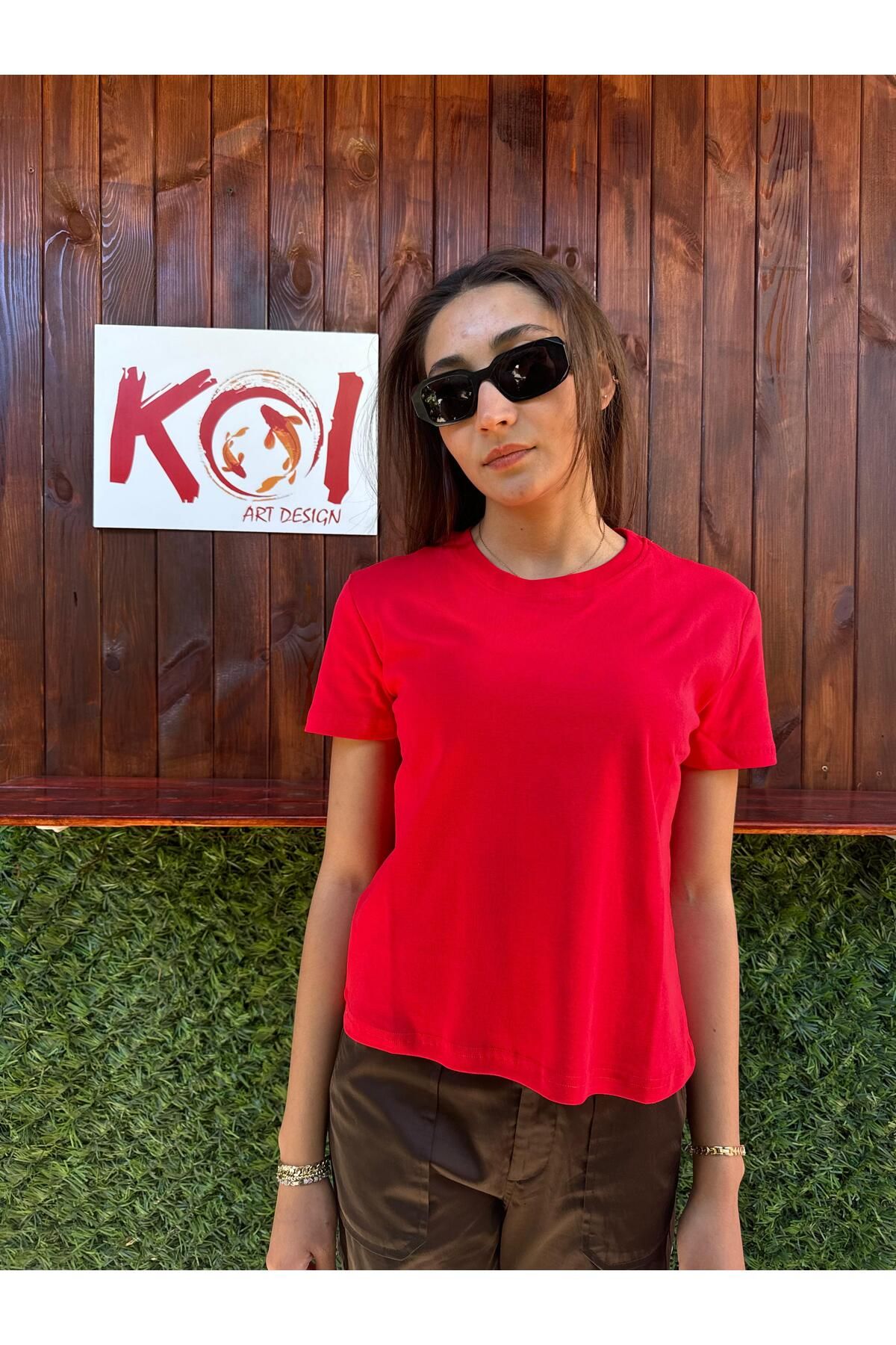 Butik Basic Baskısız Düz Model / Kadın Kırmızı Renk T-Shirt
