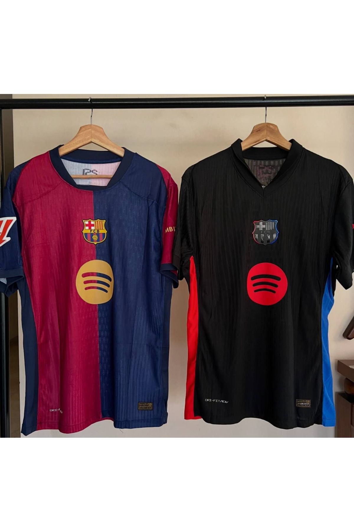 kombinezyum Barcelona 2024-25 Yeni Sezon #İSİMSİZ Yetişkin İç Saha & Deplasman Forması 2 li Set