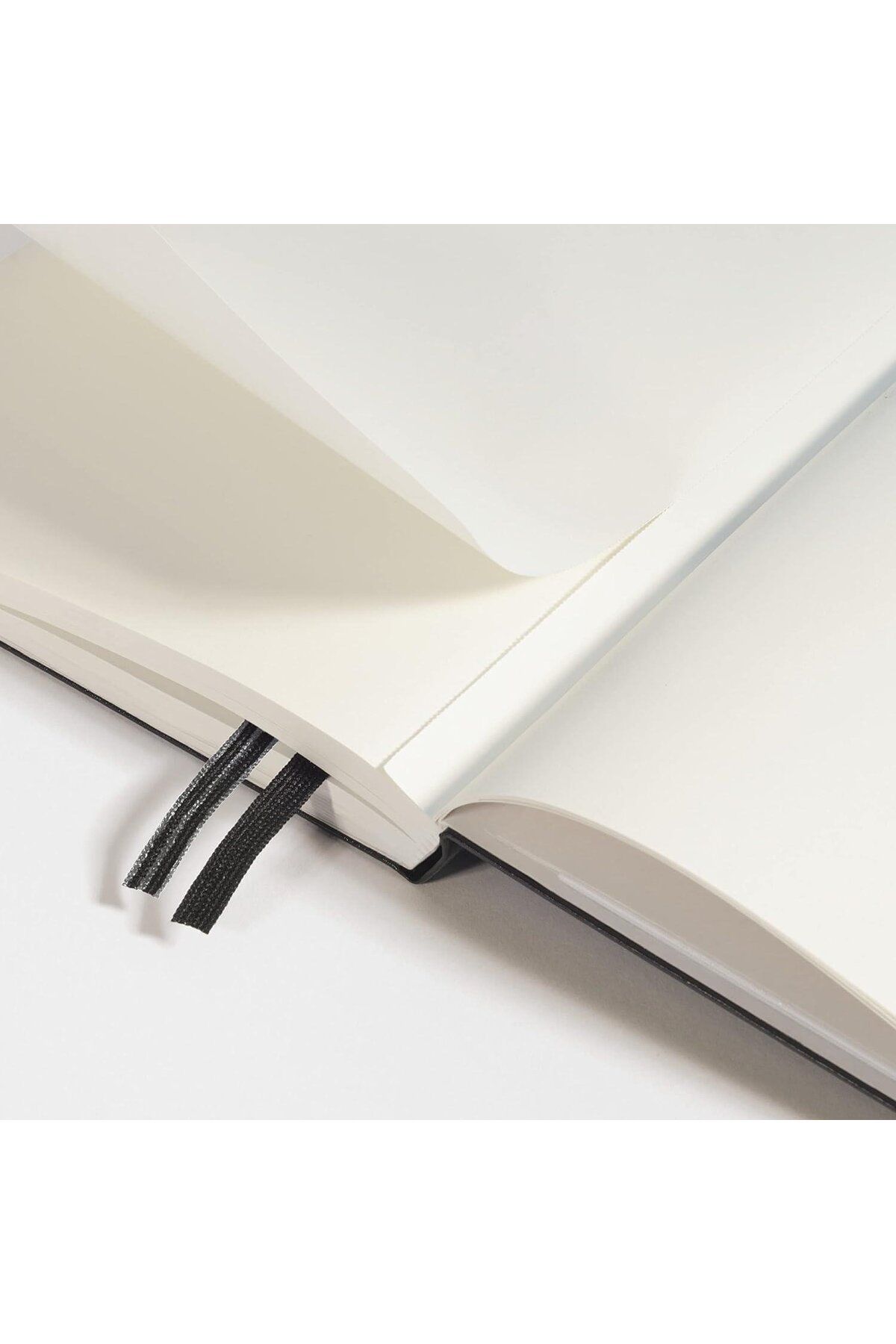 Leuchtturm1917-2025 Colors Medium (A5), Soft Cover, 123 Sheets, Dotted Notebook Deep Sea 372205 3