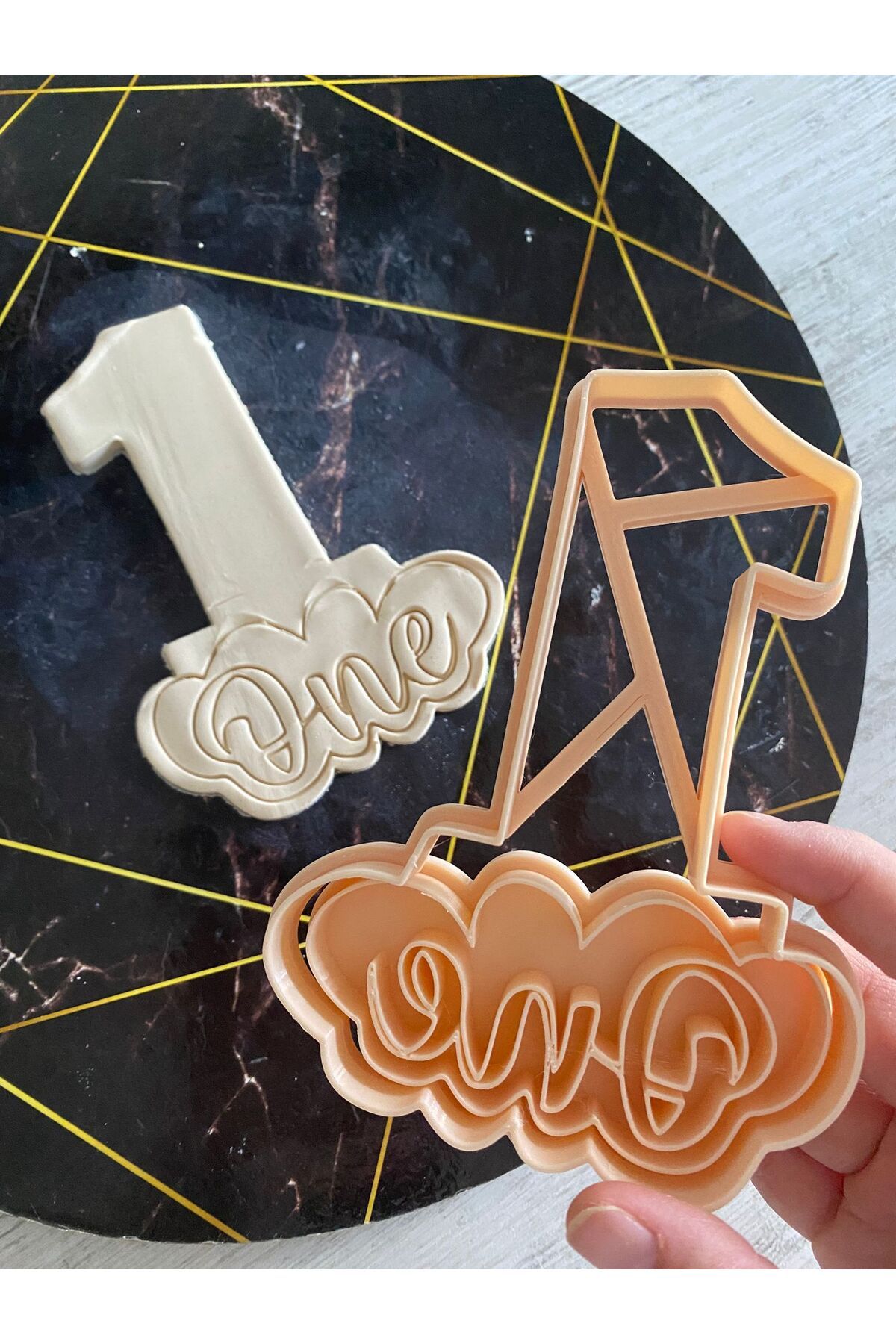 Günyan Store 1 Yaş Doğum Günü Kurabiye Kalıbı Hamur Şekillendirici